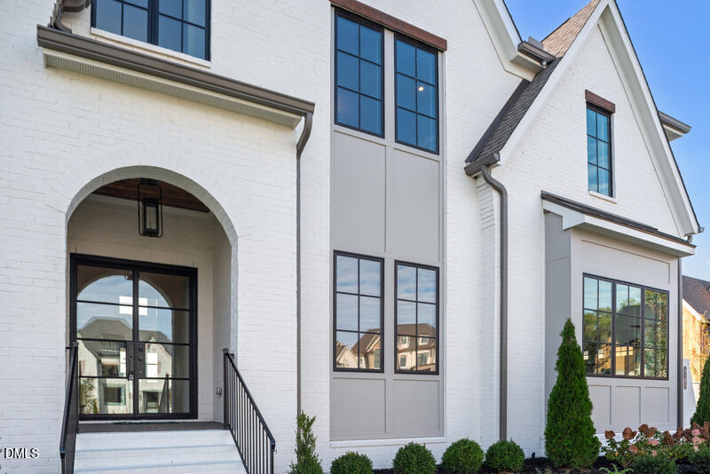 8600 Heron View Drive