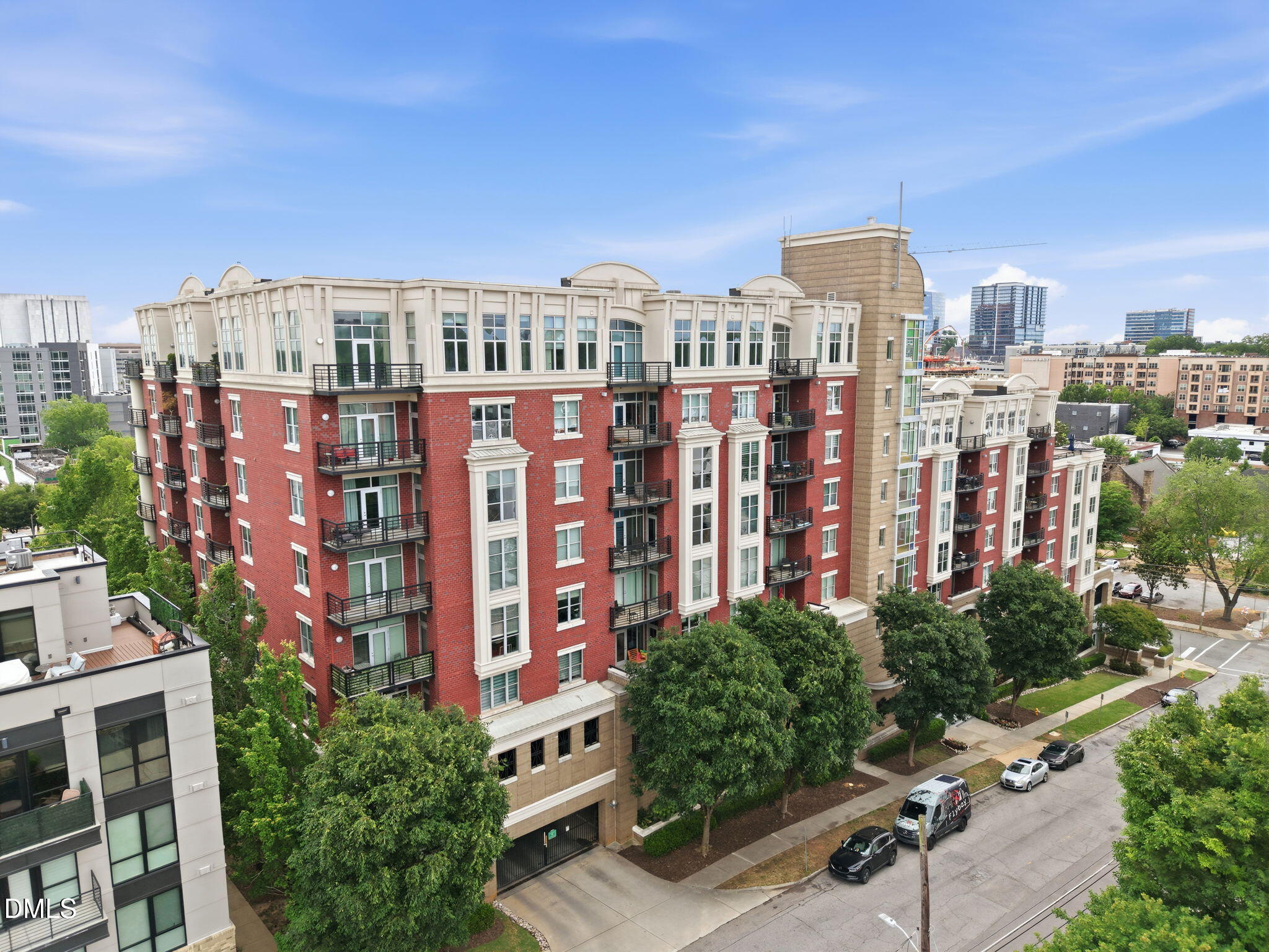 618 N Boylan Avenue 800