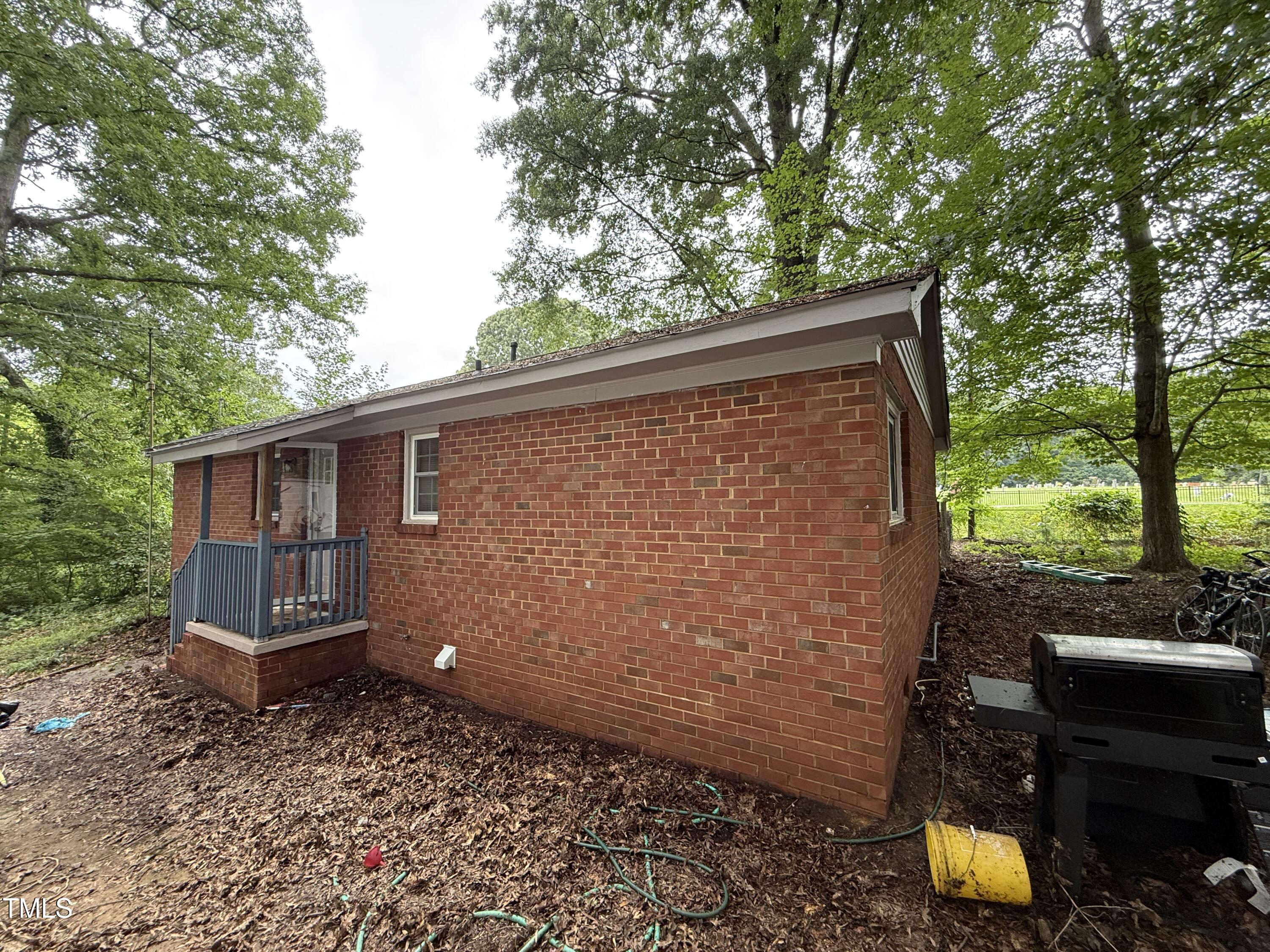 801 W Holt Street