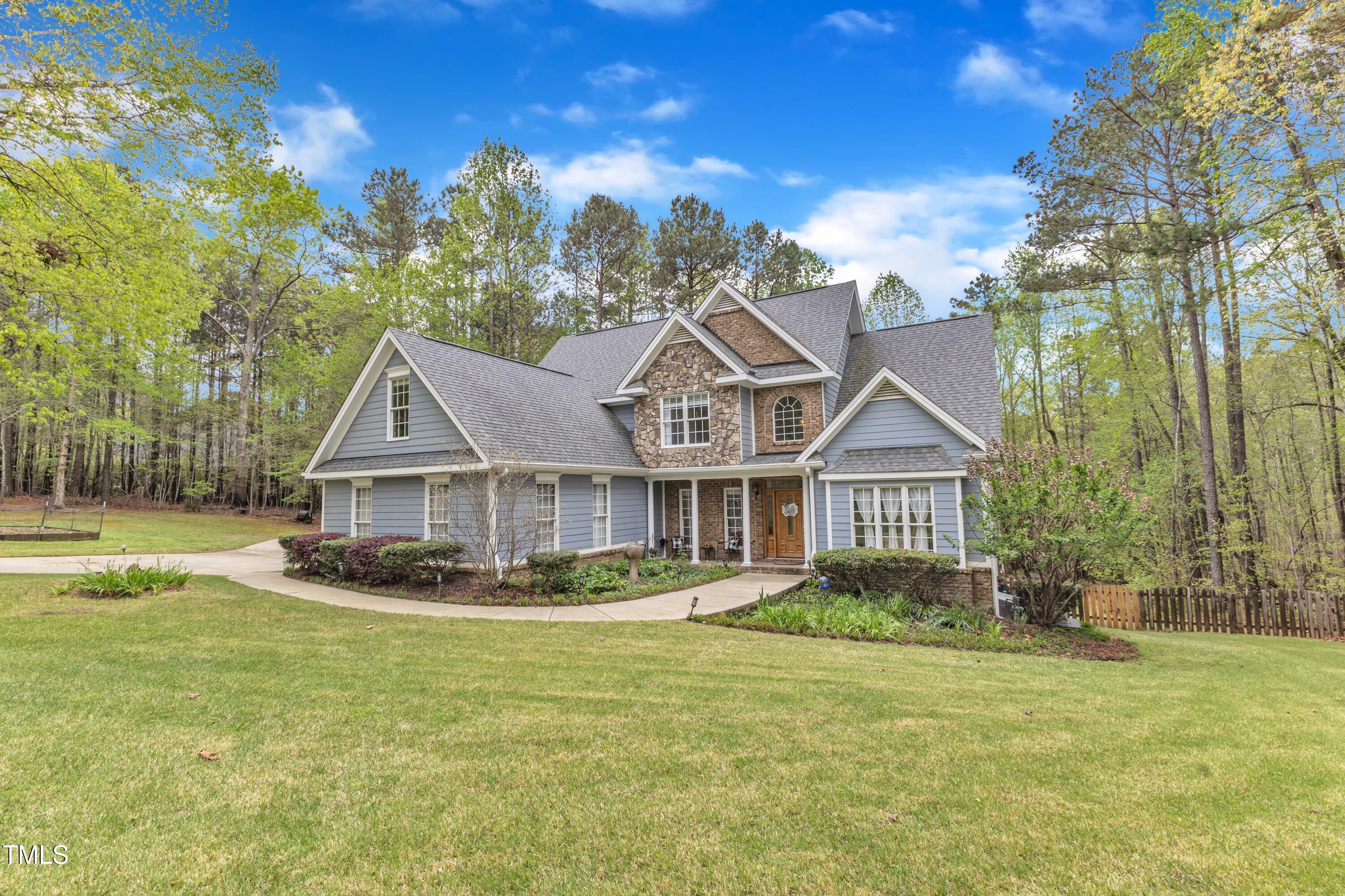250 Highview Drive