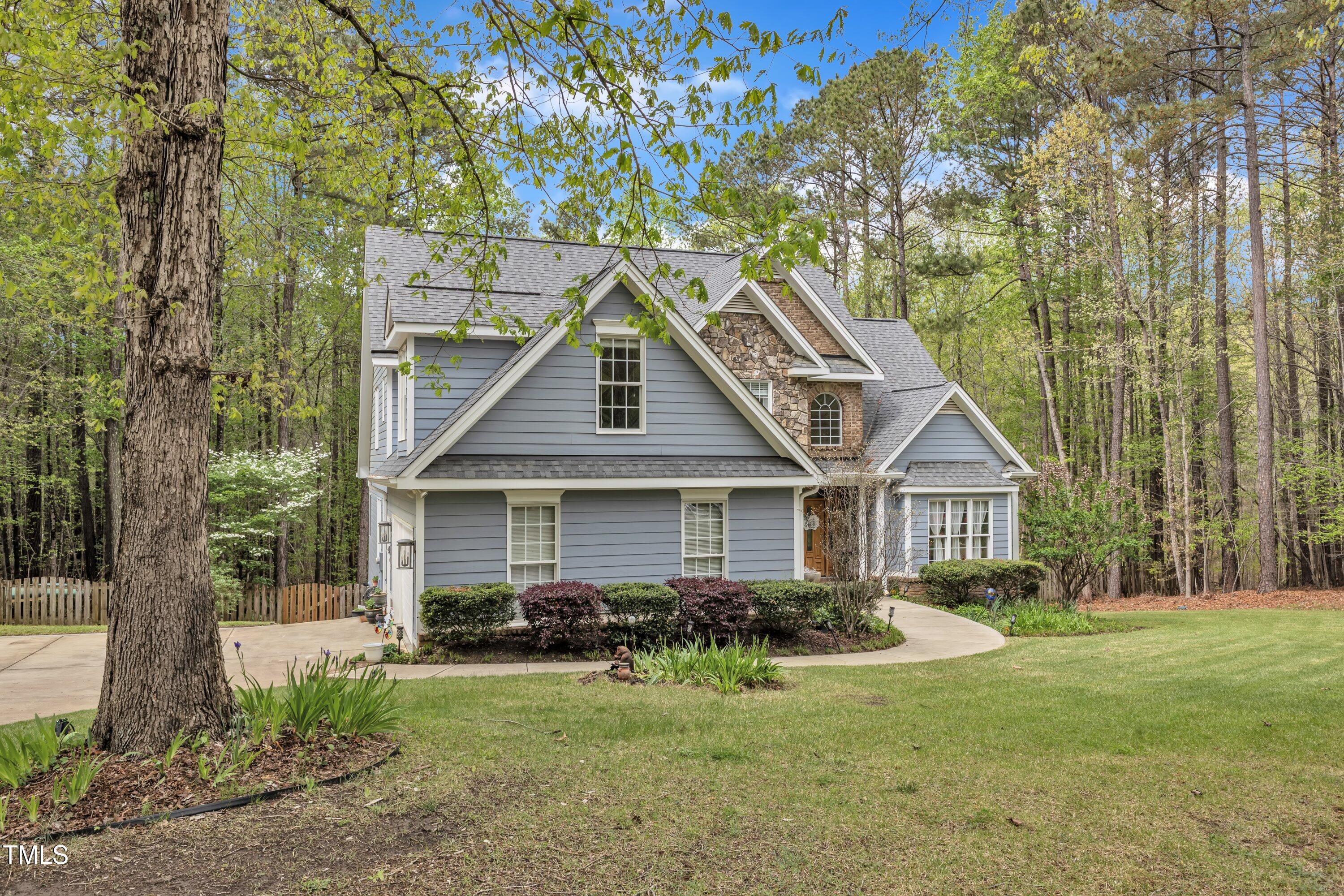 250 Highview Drive