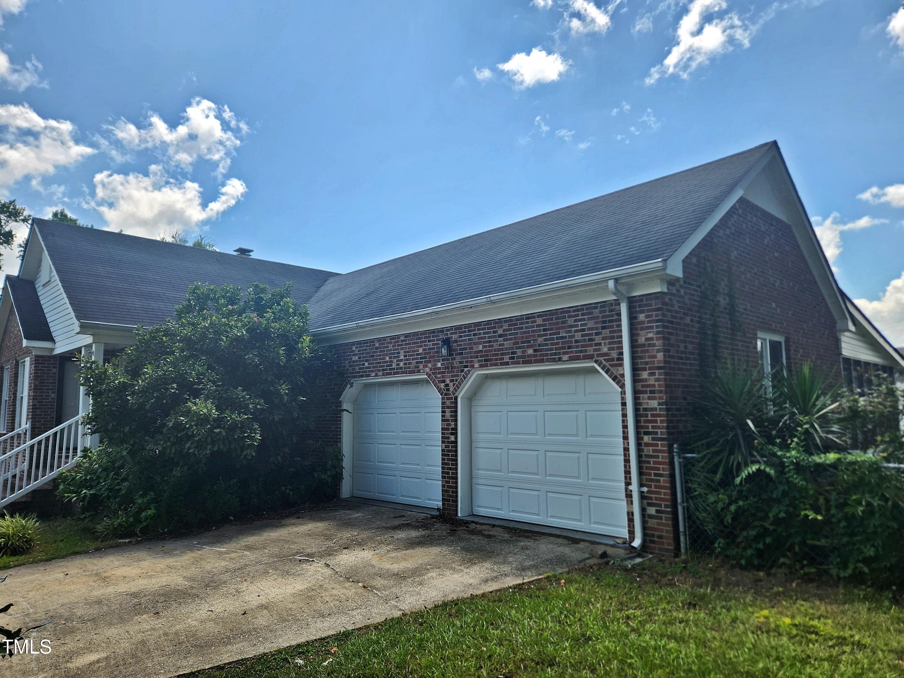 109 Oak Street
