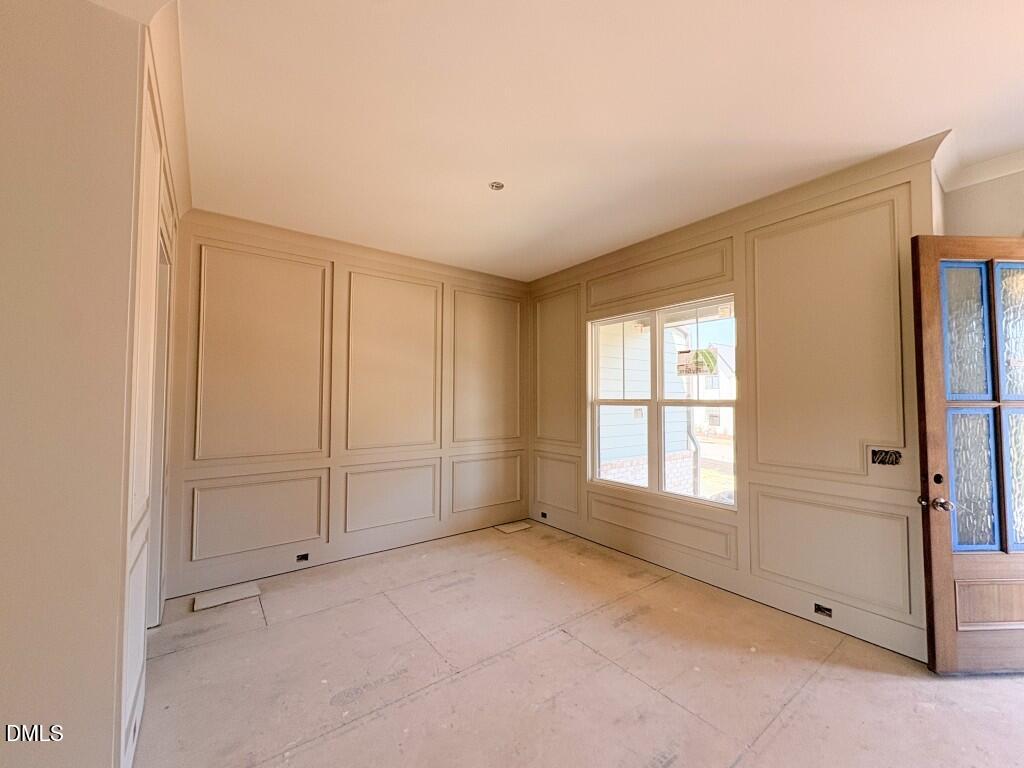 5848 Carriage Gate Drive