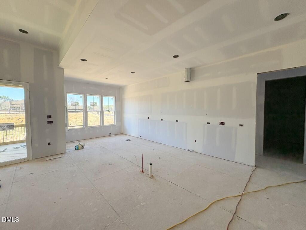 5848 Carriage Gate Drive