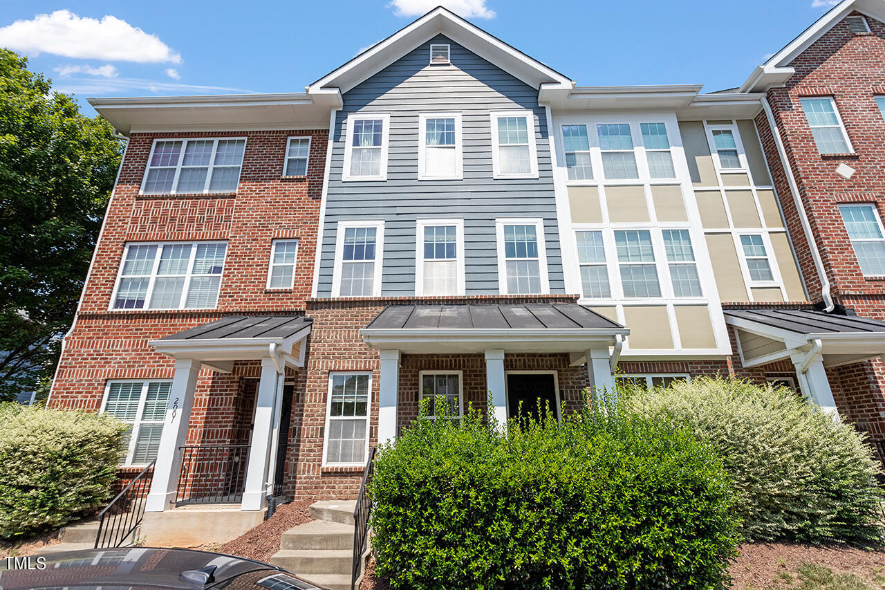 View Cary, NC 27519 townhome