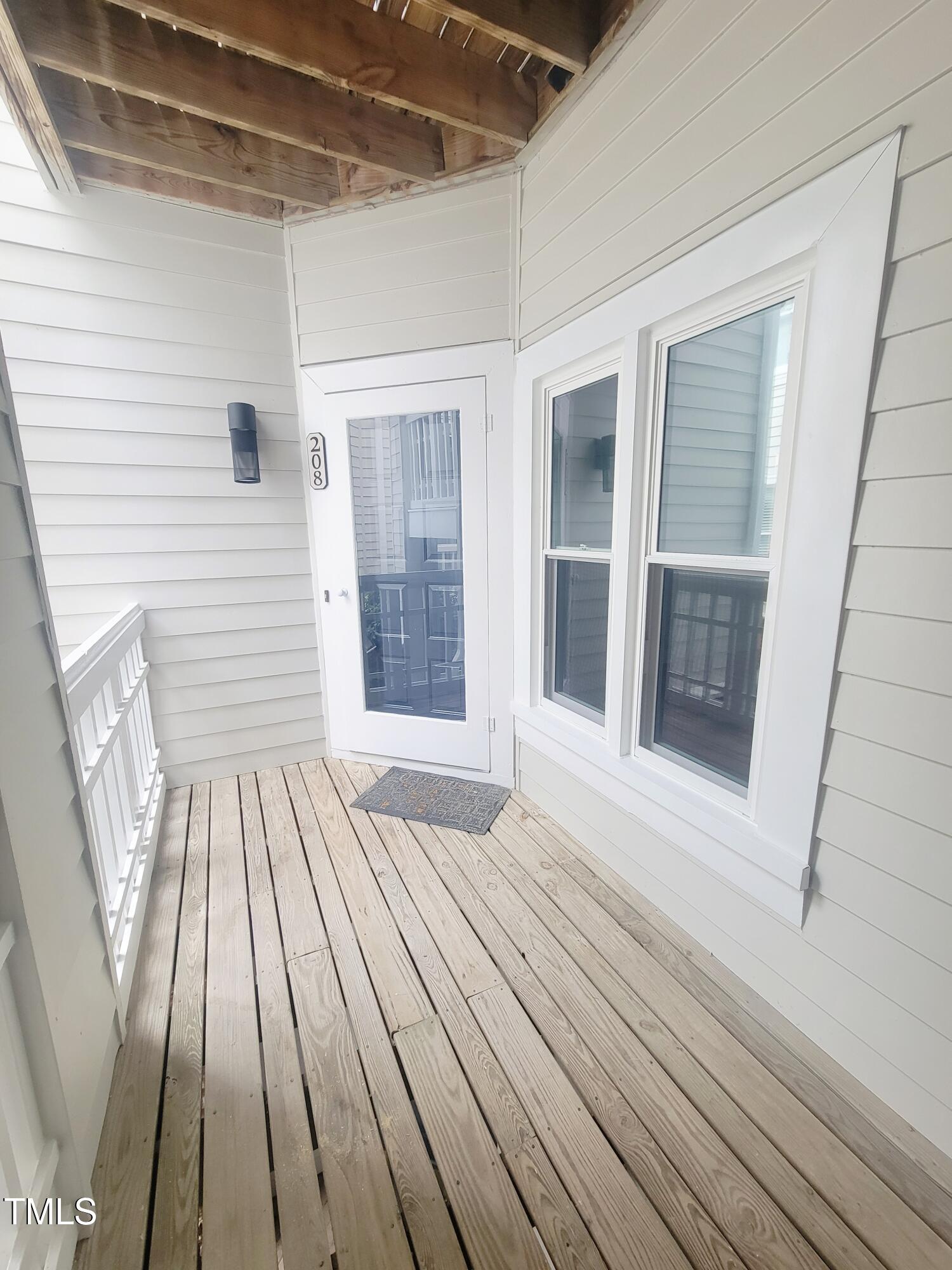 1001 Brighthurst Drive 208