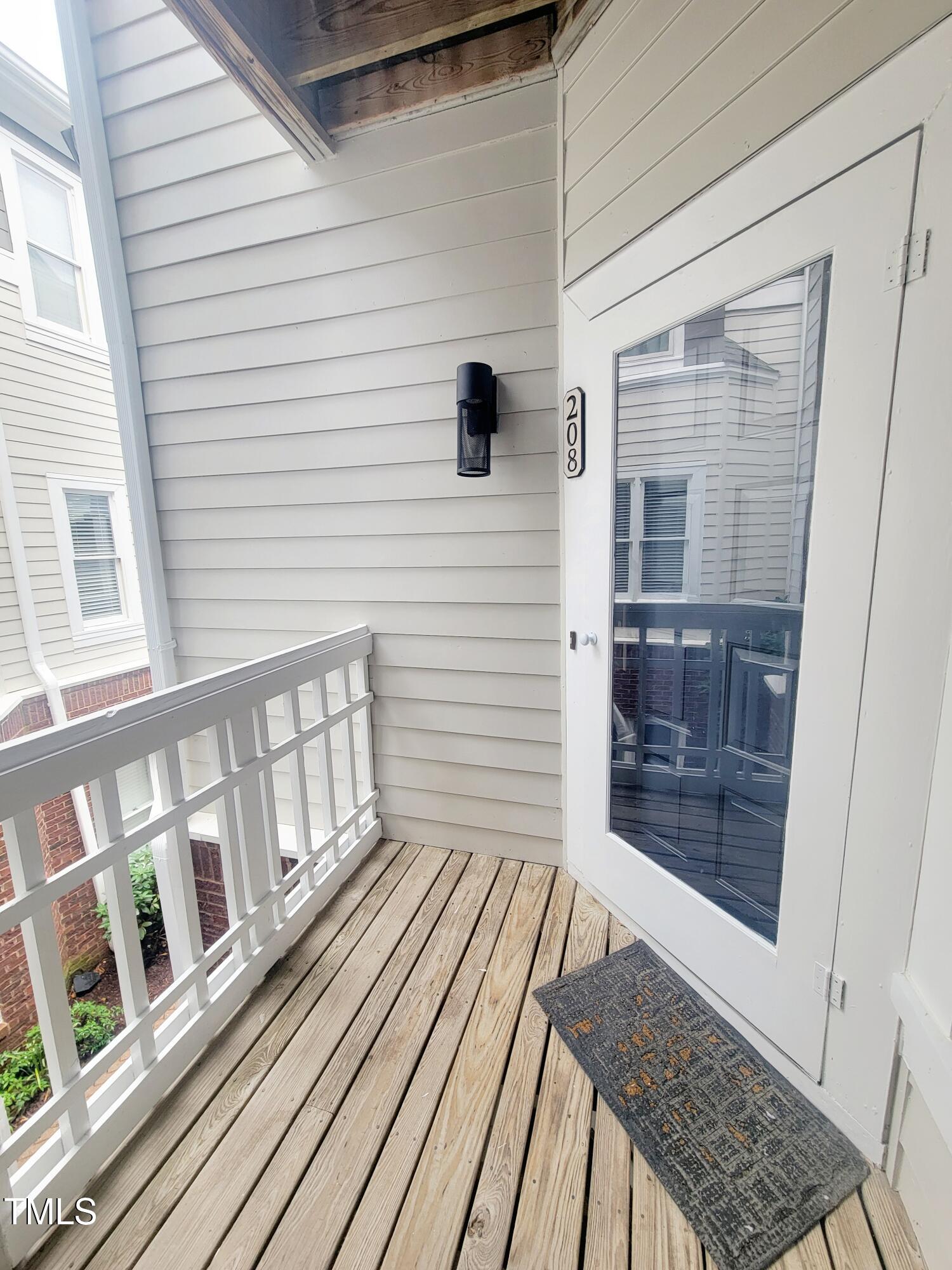 1001 Brighthurst Drive 208