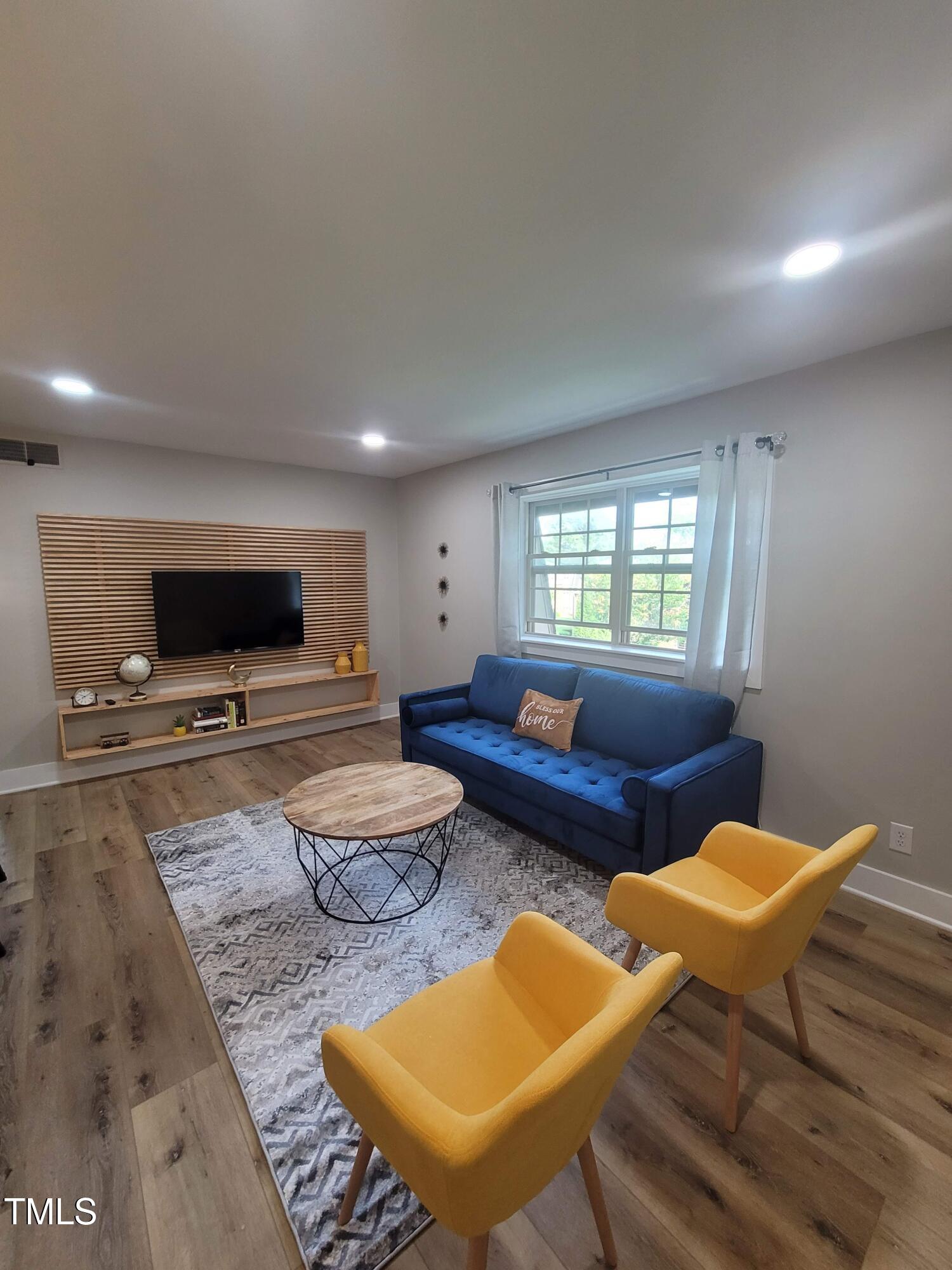 501 Jones Ferry Road Unit 10