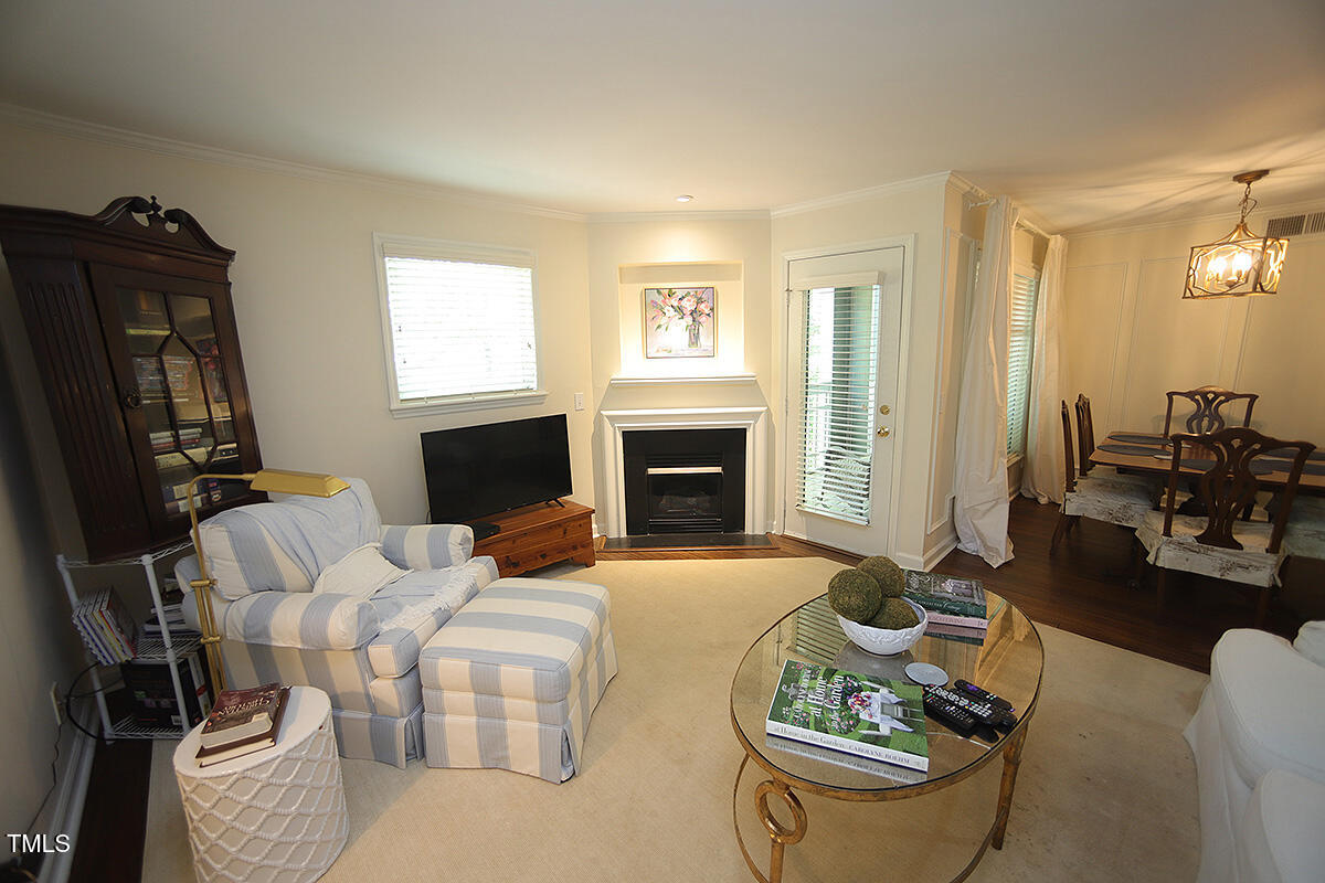 1211 Westview Lane 201