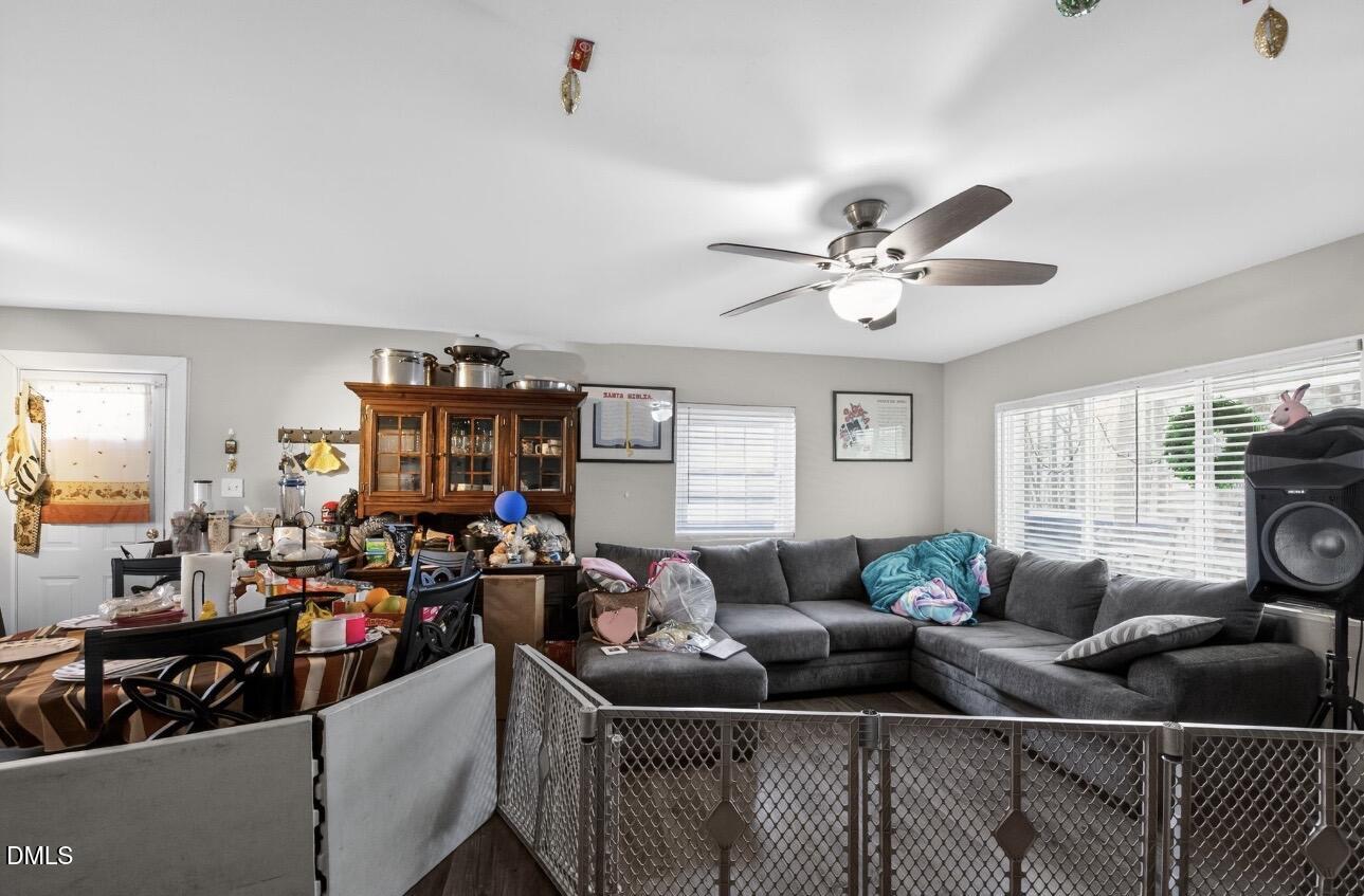 1403 E Club Boulevard