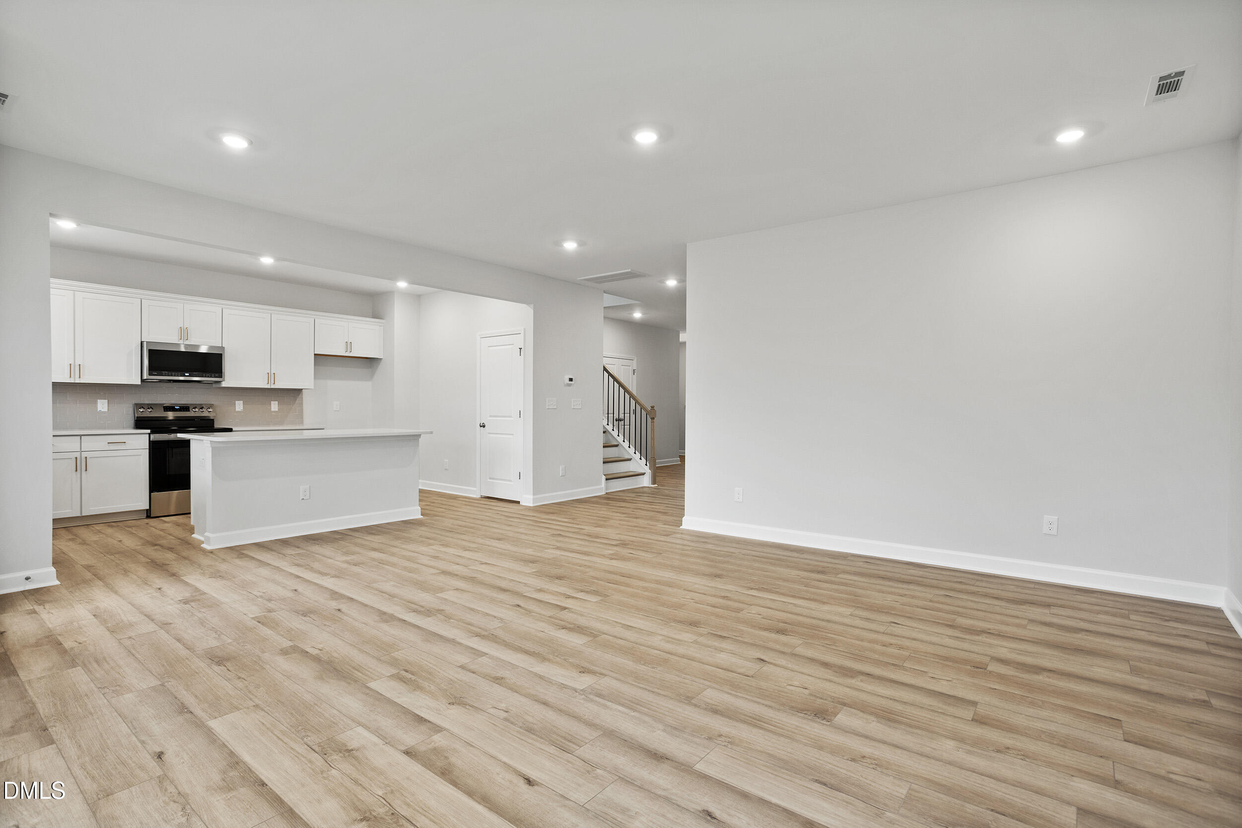 424 White Oak Garden Way 318