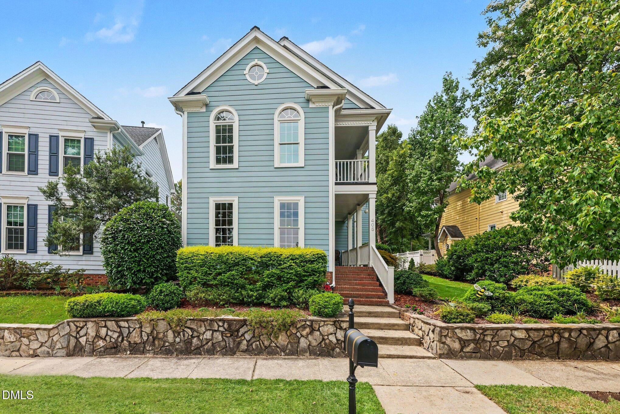 405 Carpenter Town Lane