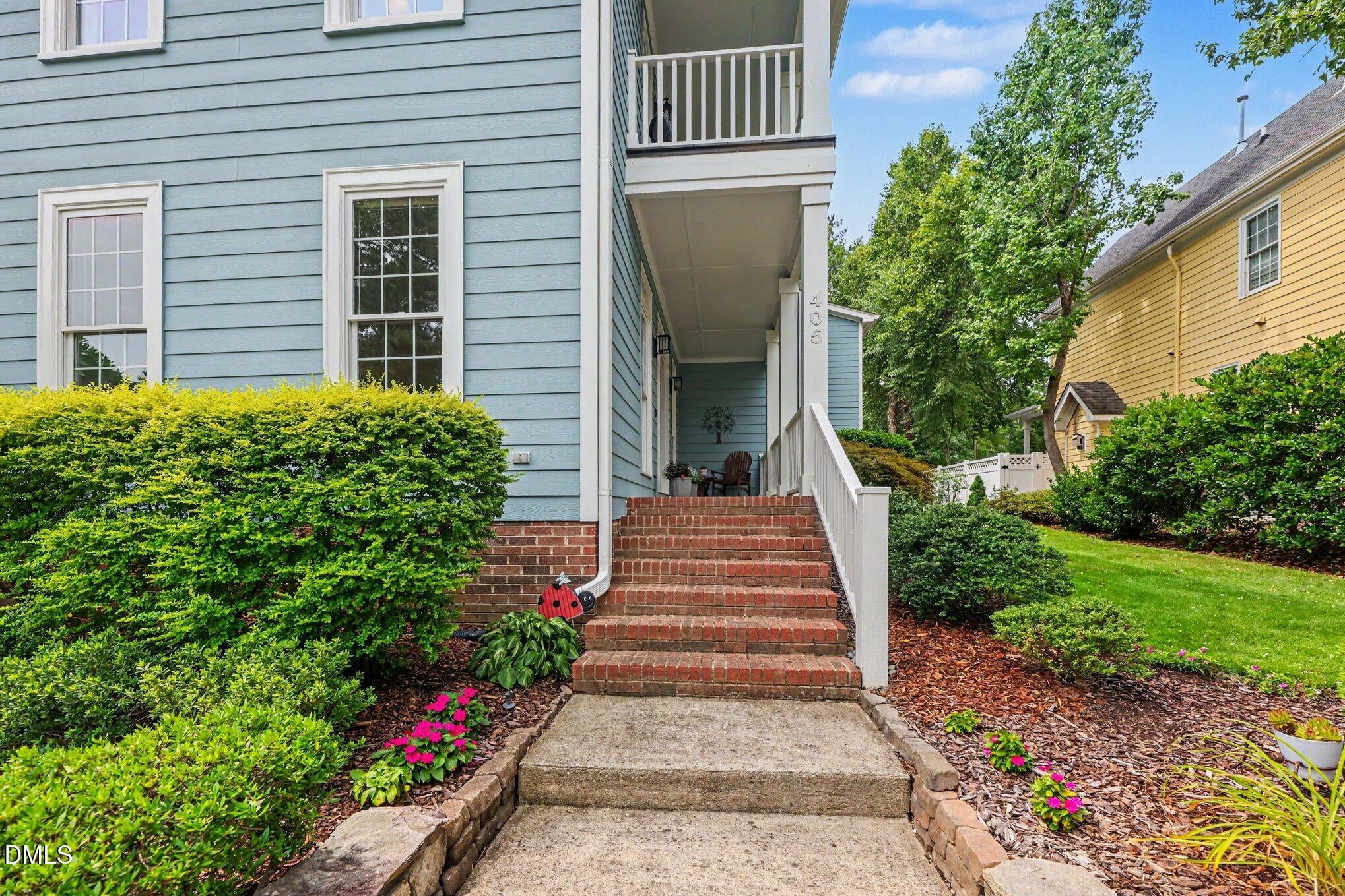 405 Carpenter Town Lane