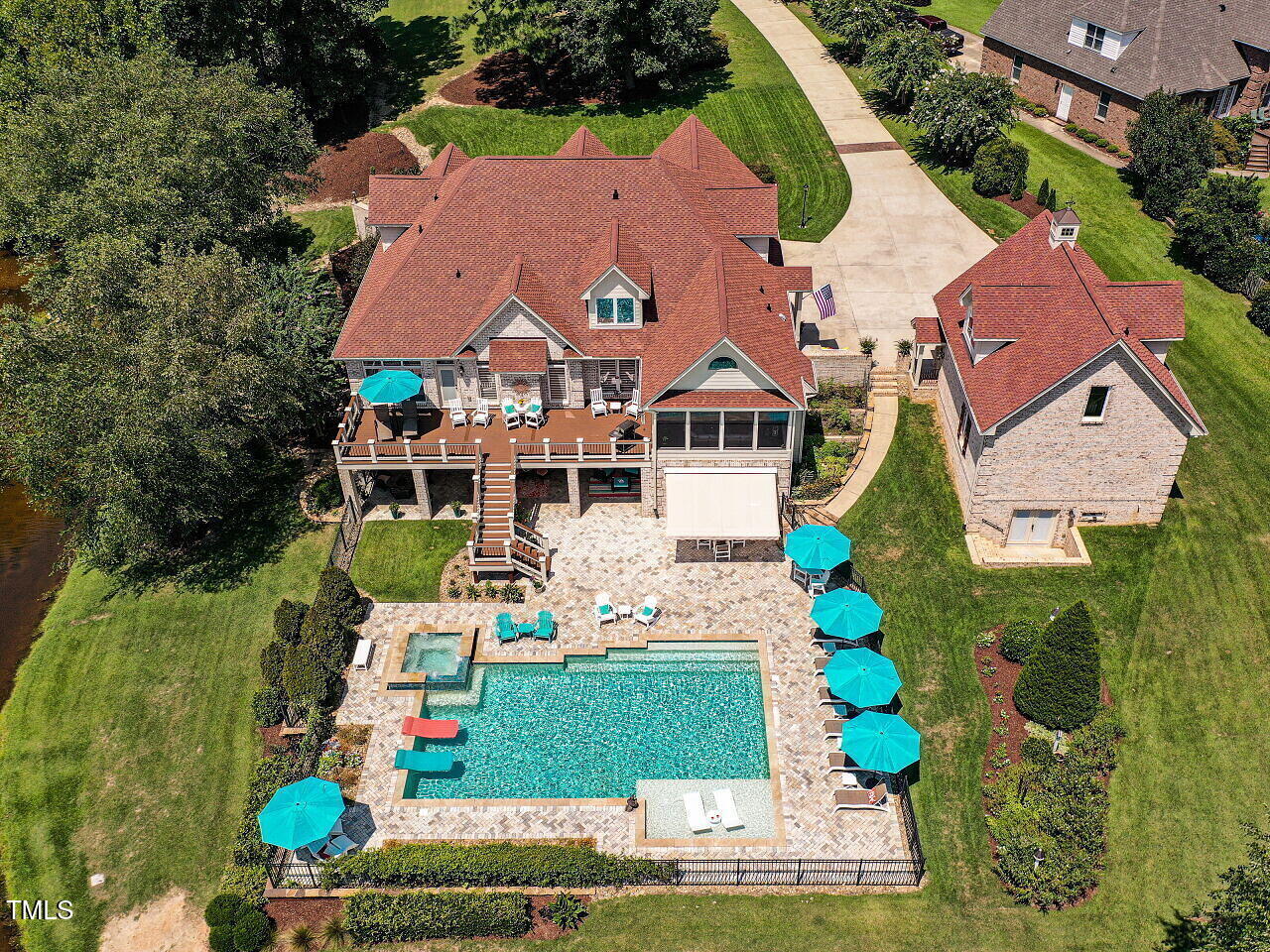 134 Lake Point Drive