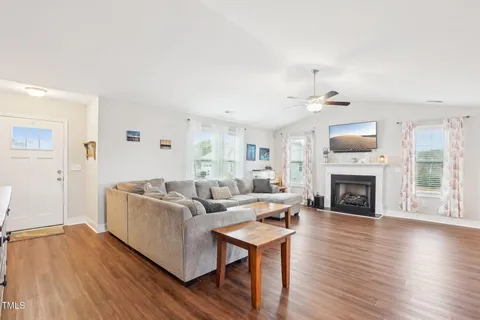 MLS: 10080742