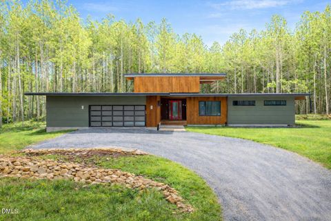 4637 Array Drive Chapel Hill NC 27516