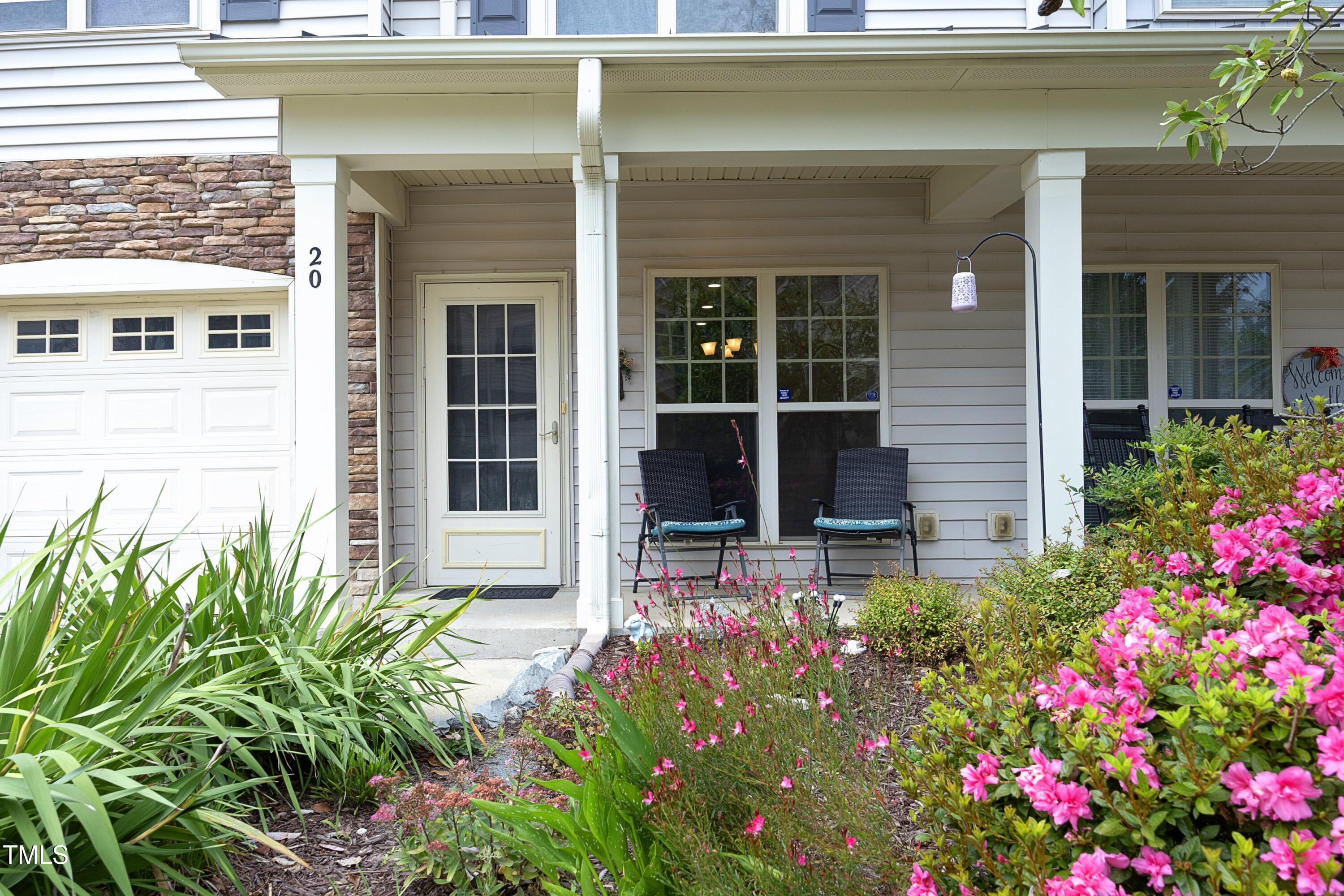 20 Knob Creek Way