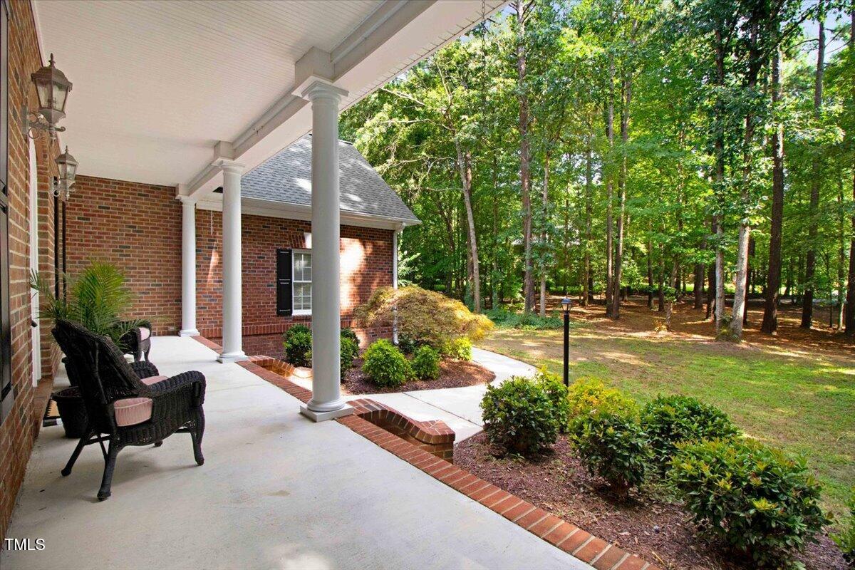 4421 Black Lion Way