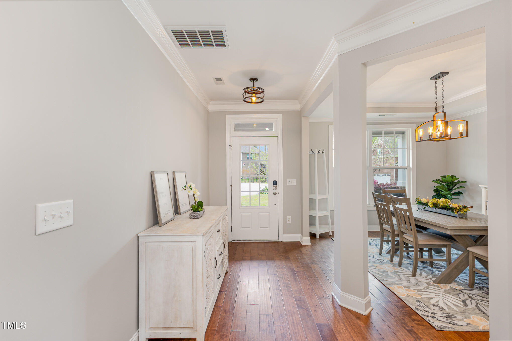401 Molina Court