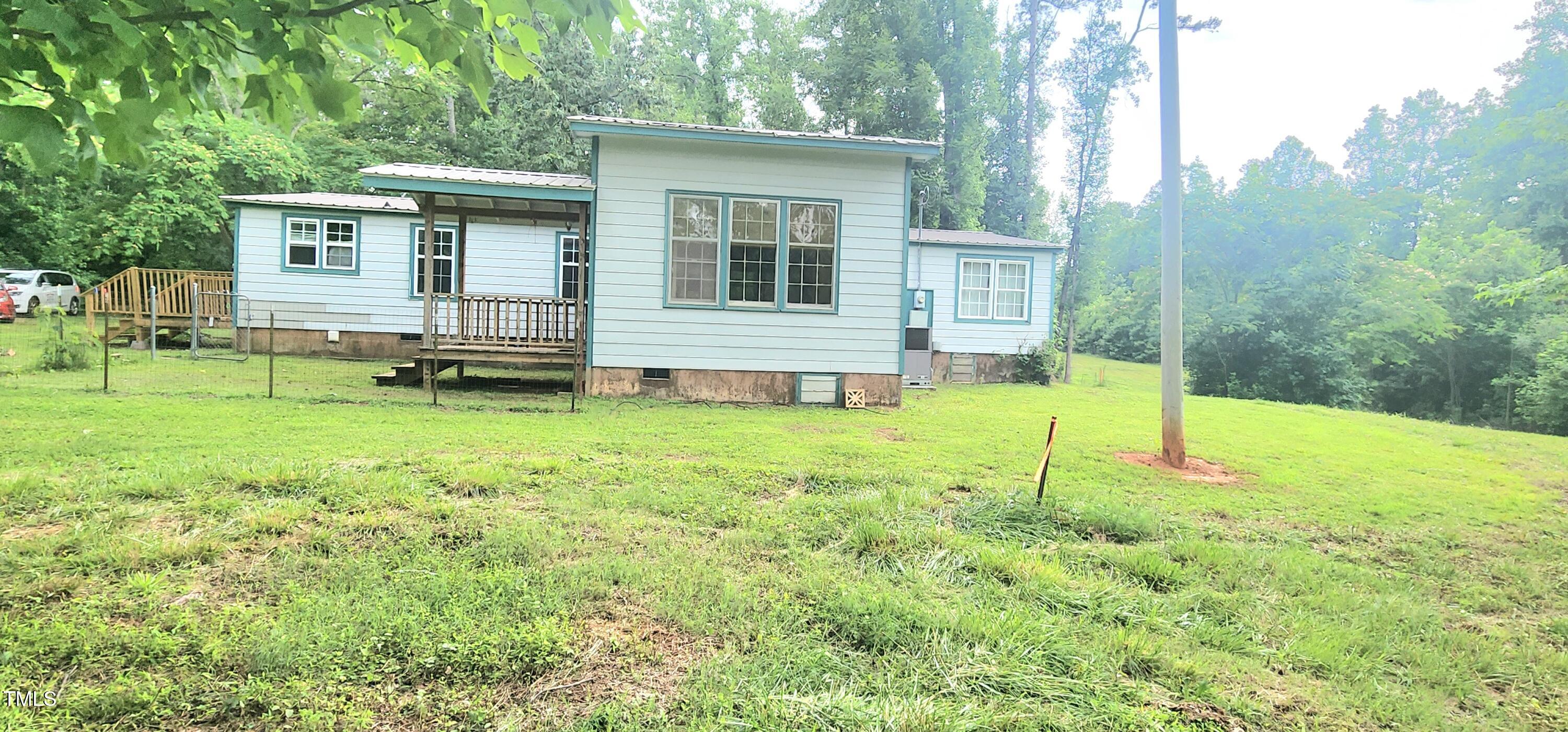 889 Whitley Road