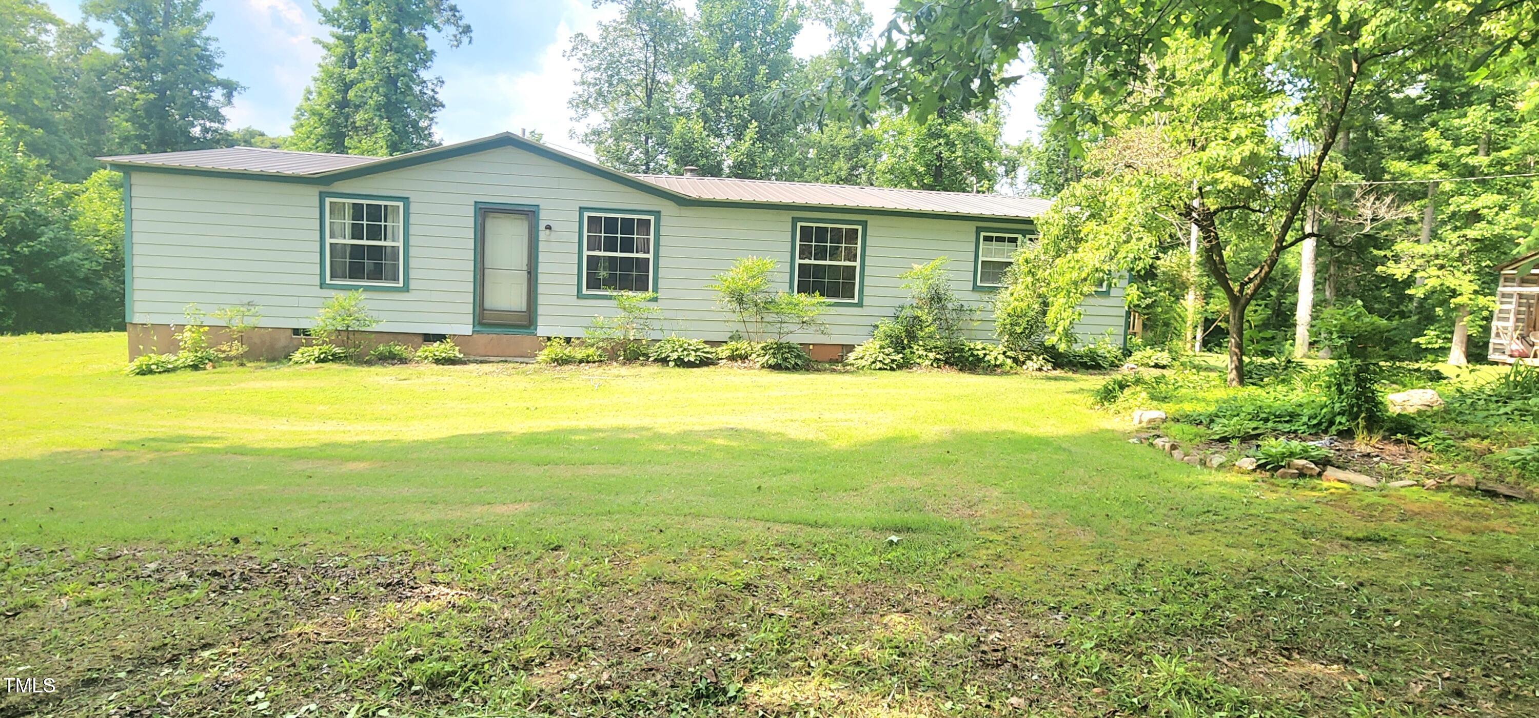 889 Whitley Road