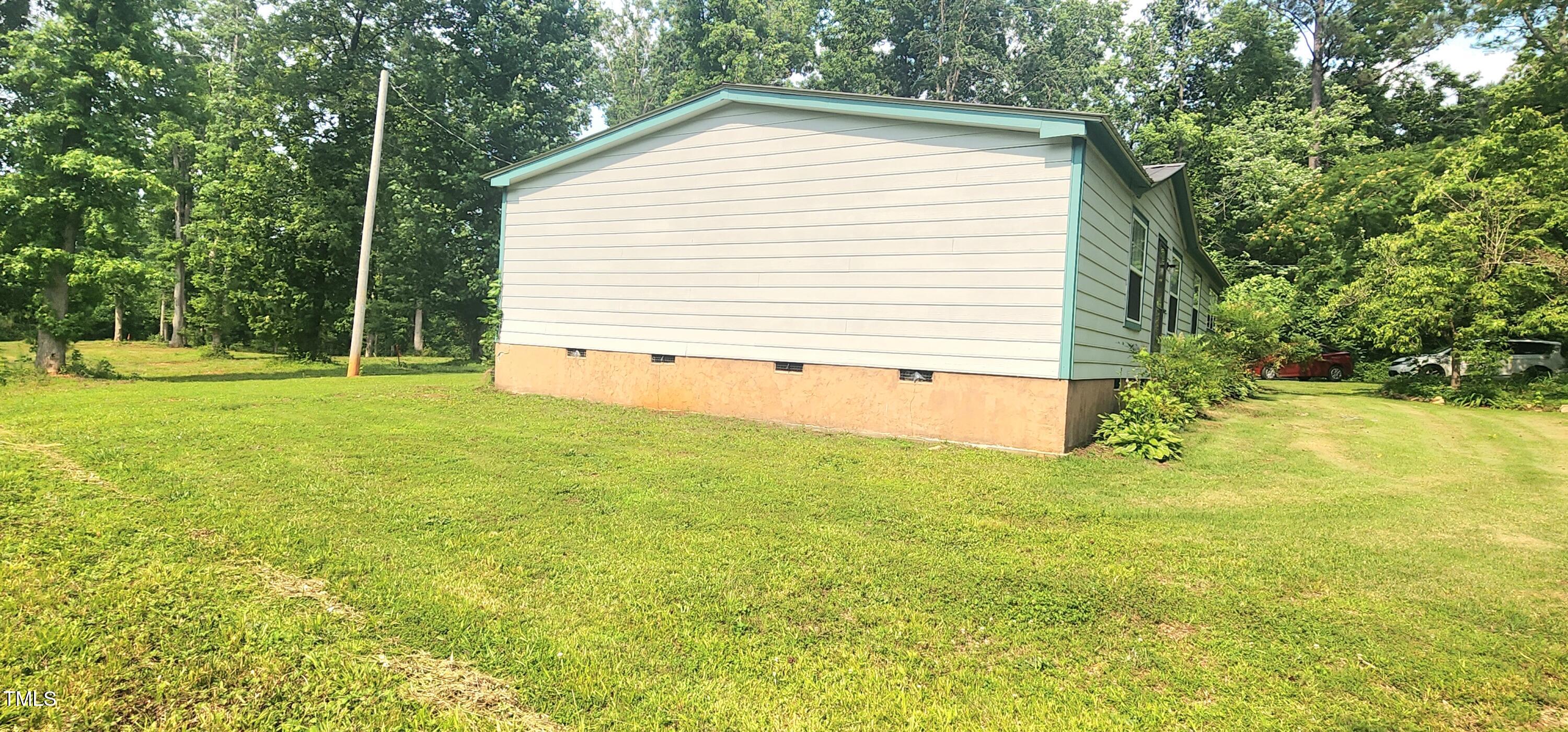 889 Whitley Road