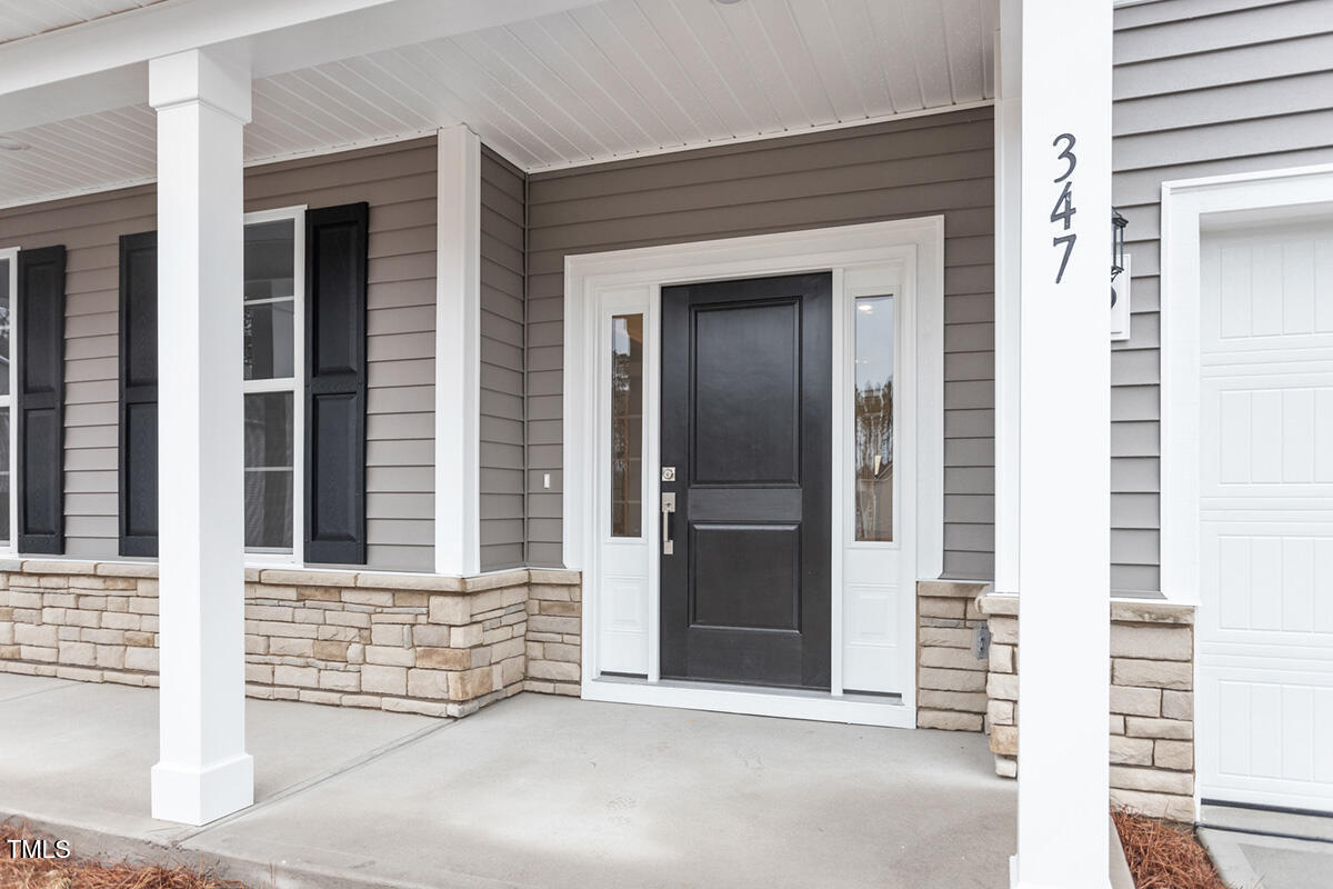 347 N. Maple Walk Drive 211