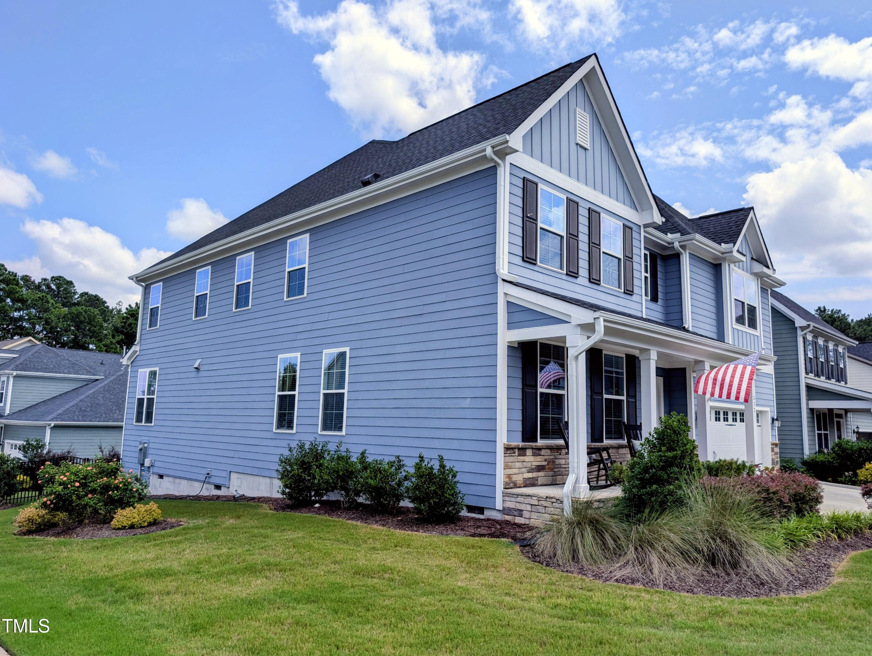 332 Kings Glen Way