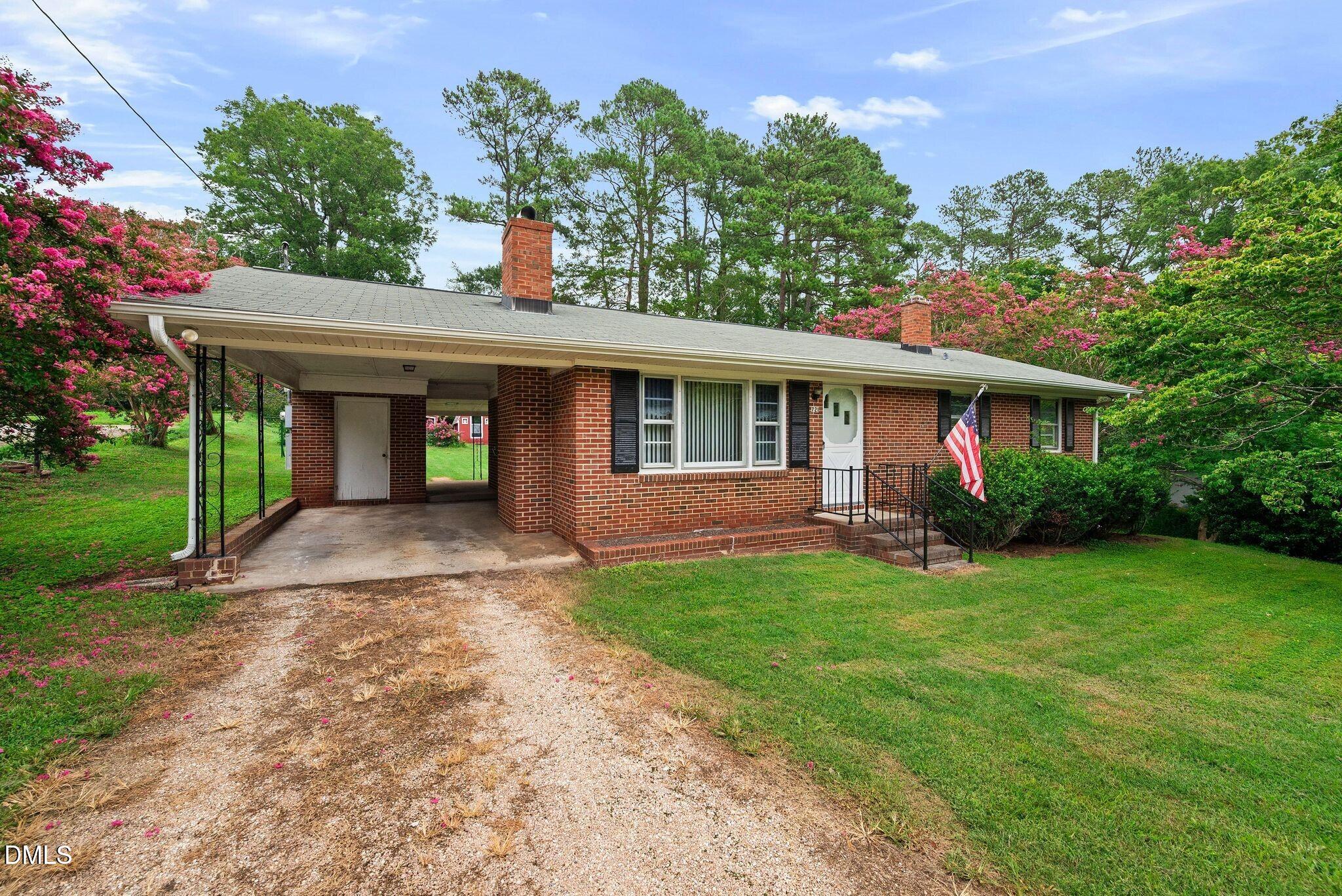 721 Wait Avenue