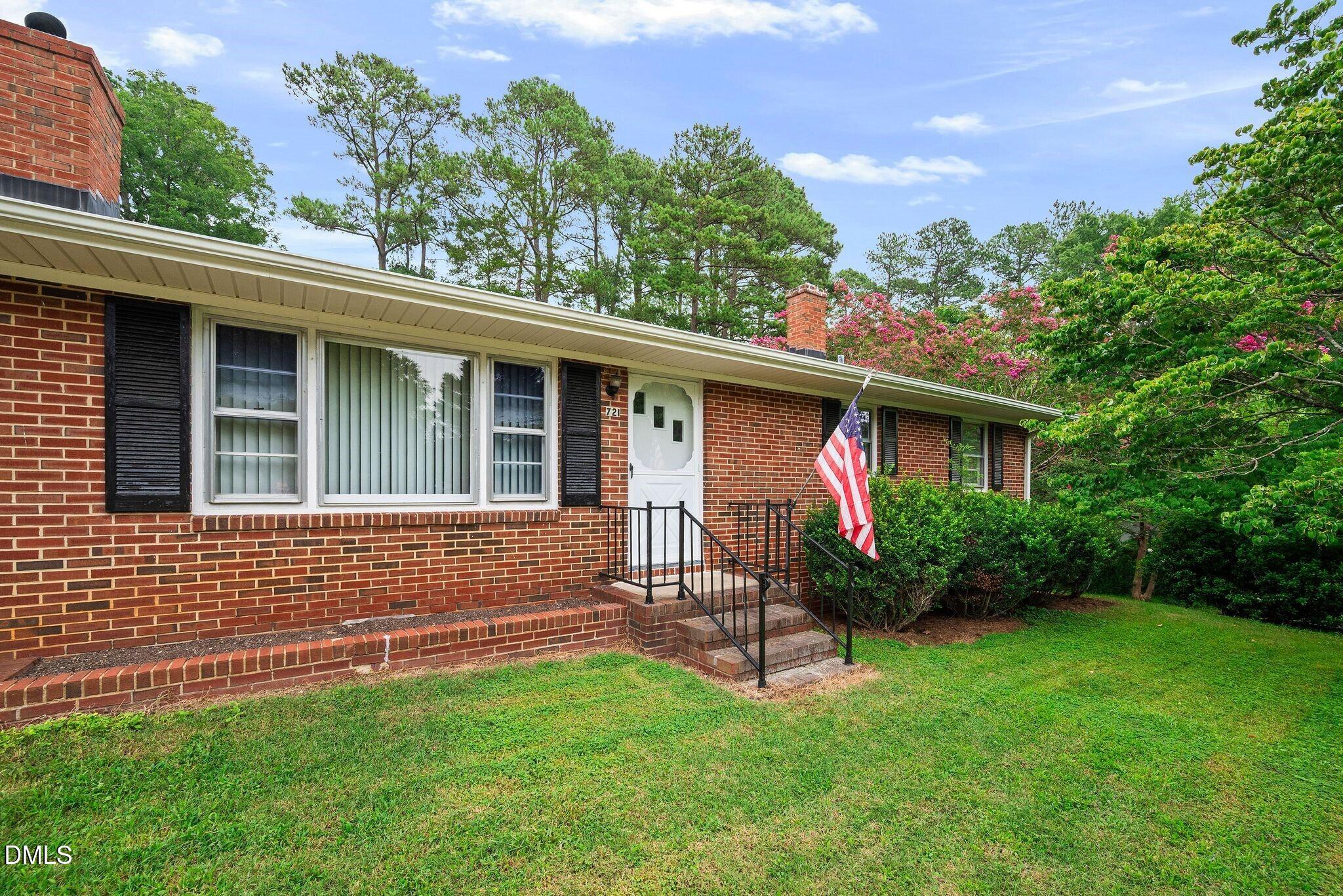 721 Wait Avenue
