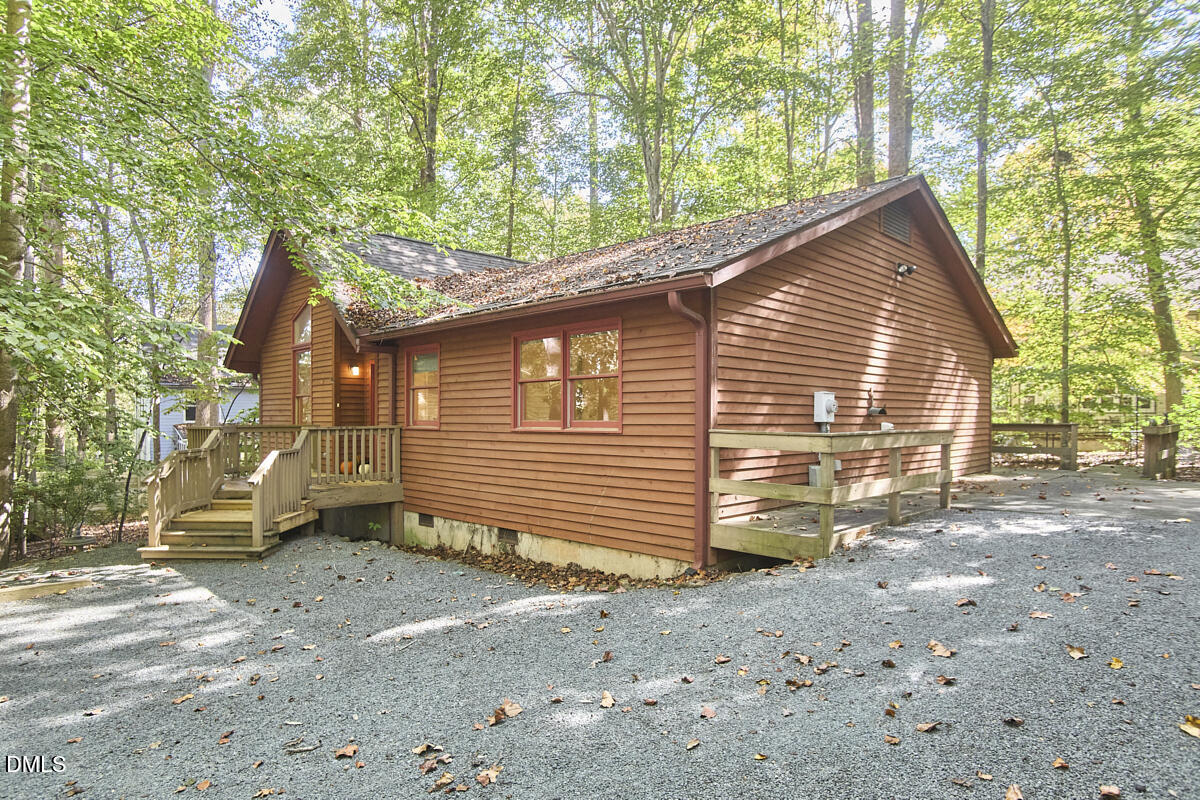 112 Creekview Circle