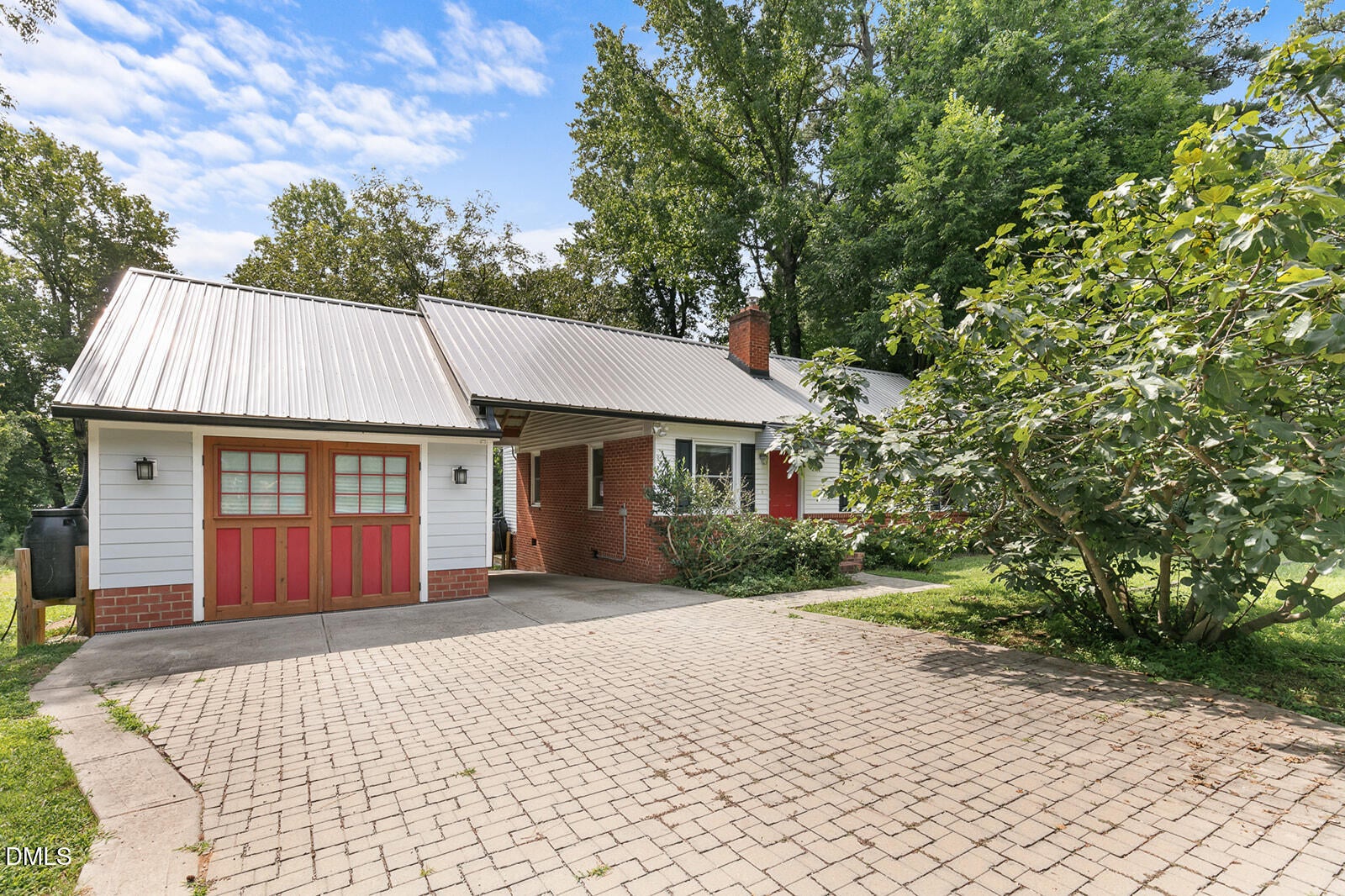2113 Henslowe Drive