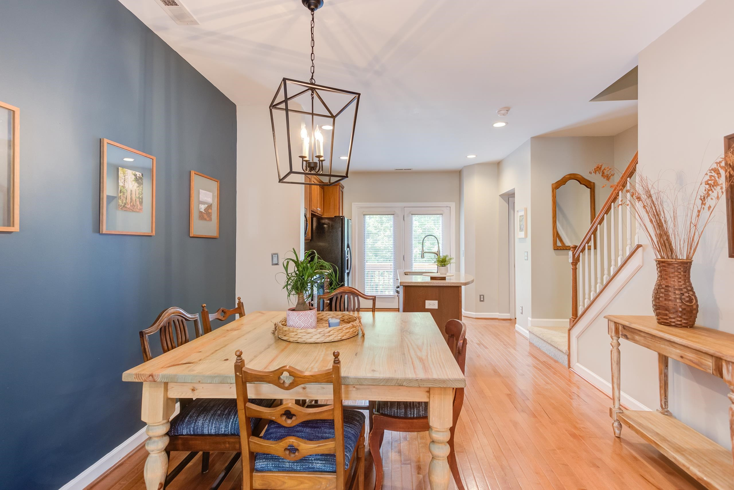 Photo 10 of 46 of 8013 Goldenrain Way townhome