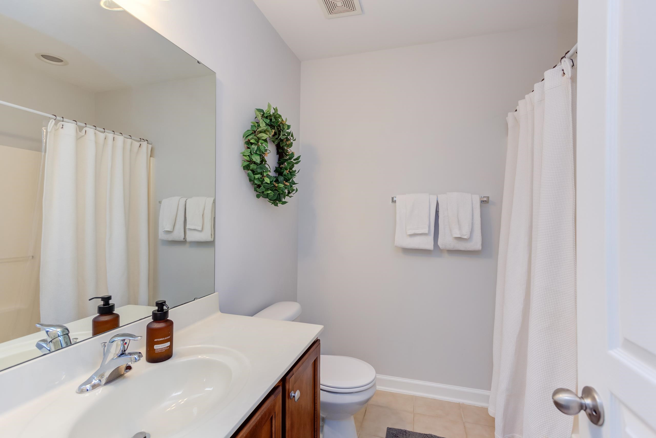 Photo 34 of 46 of 8013 Goldenrain Way townhome