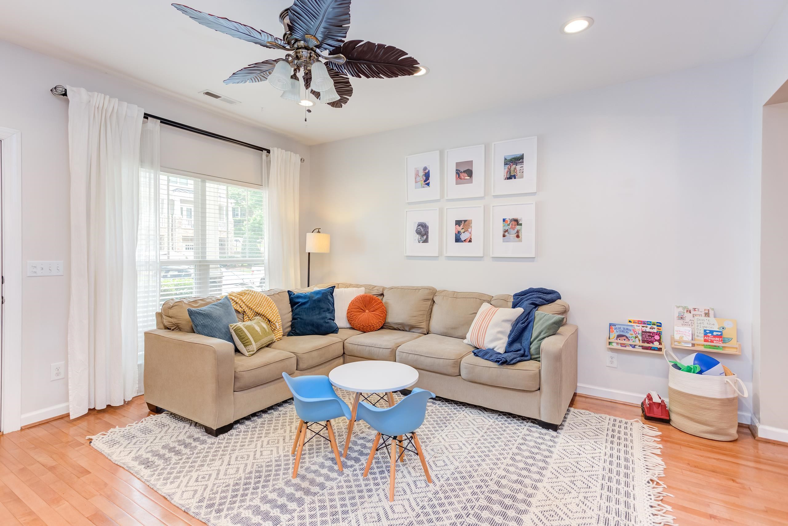 Photo 6 of 46 of 8013 Goldenrain Way townhome