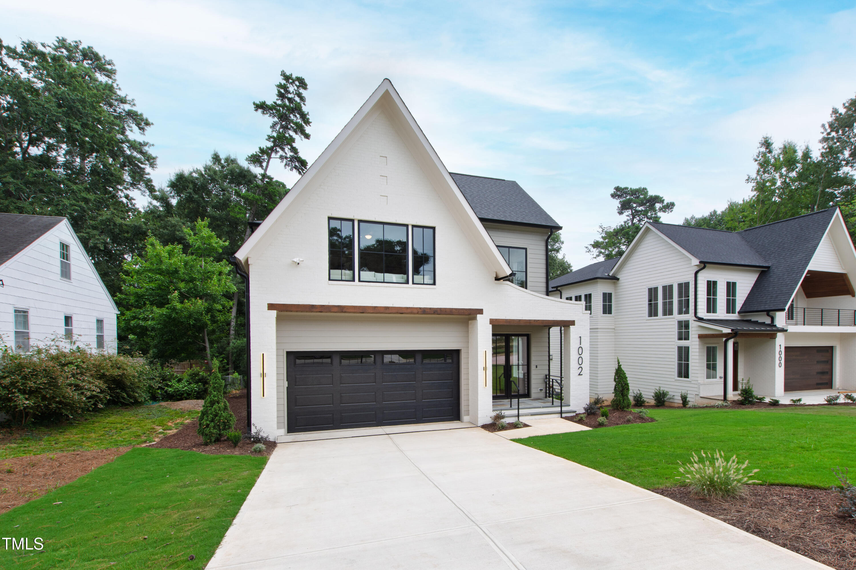 1002 Canterbury Road