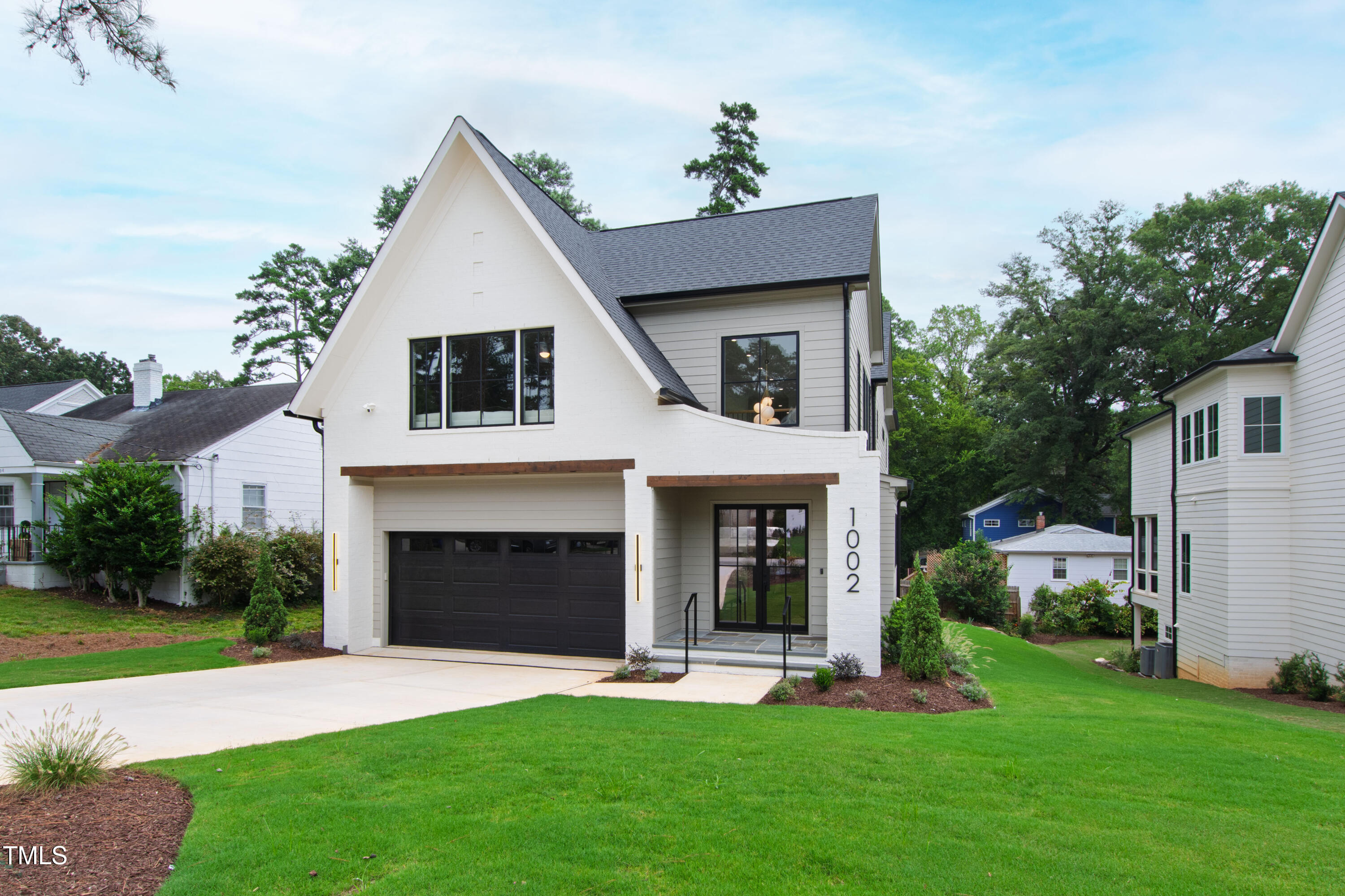 1002 Canterbury Road