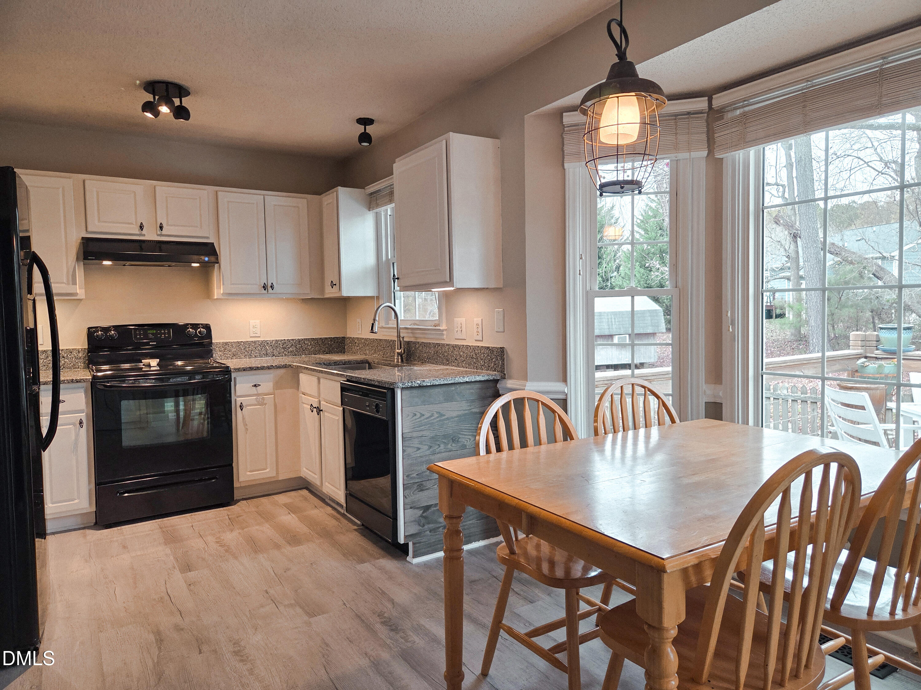 1004 Holly Pointe Drive