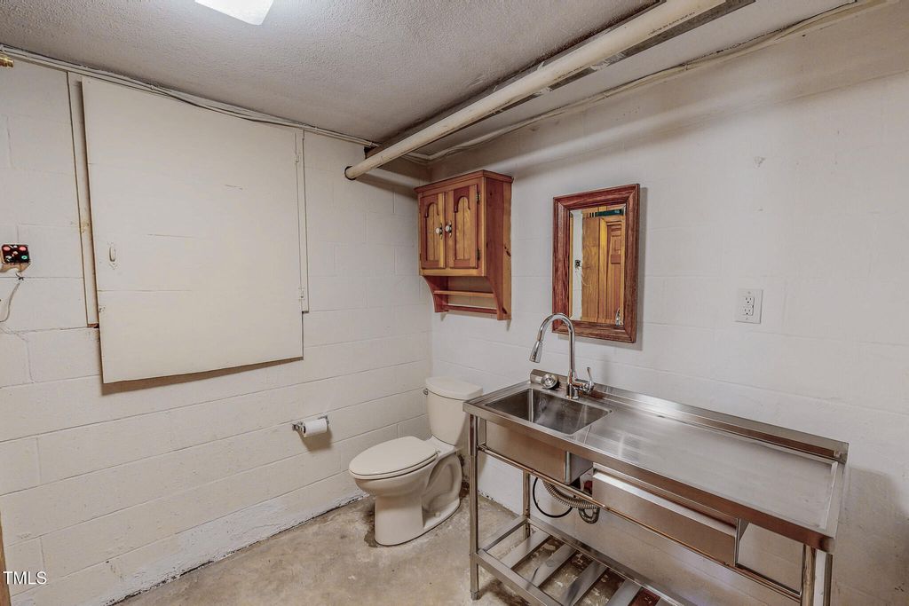 listing image 61