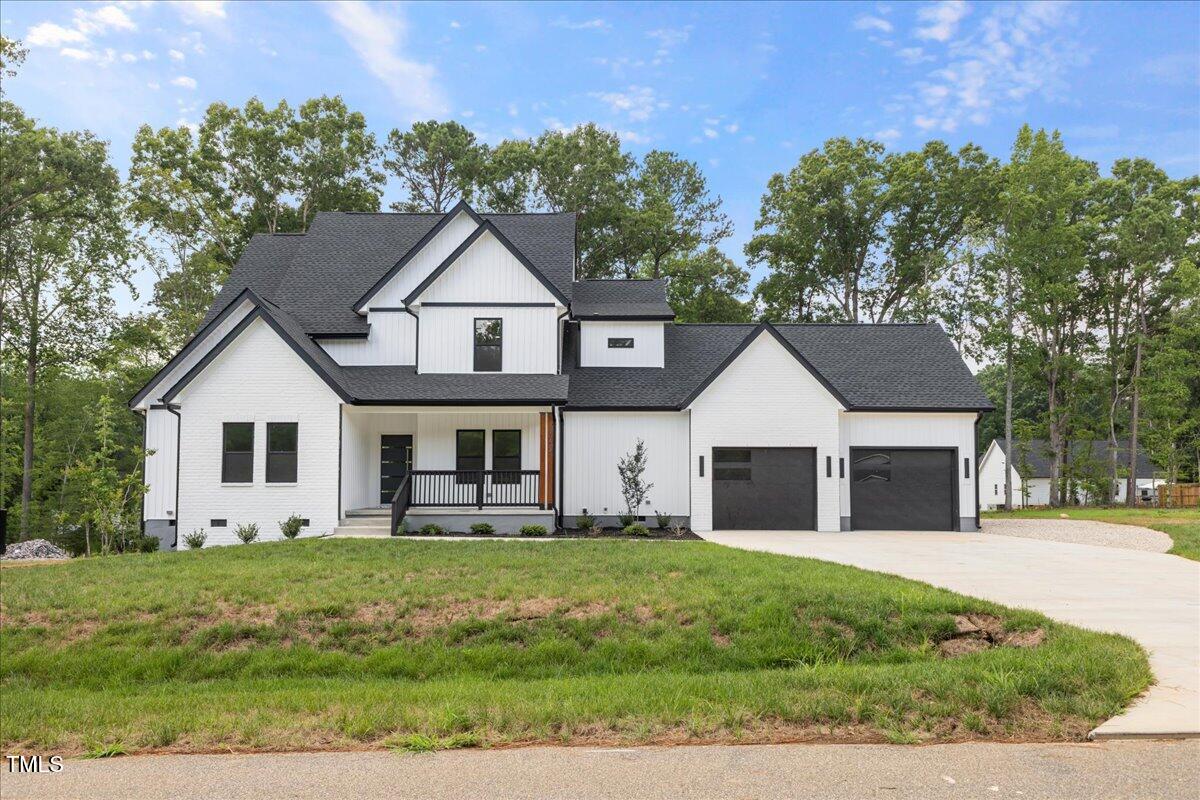 123-125 Ottawa Dr.