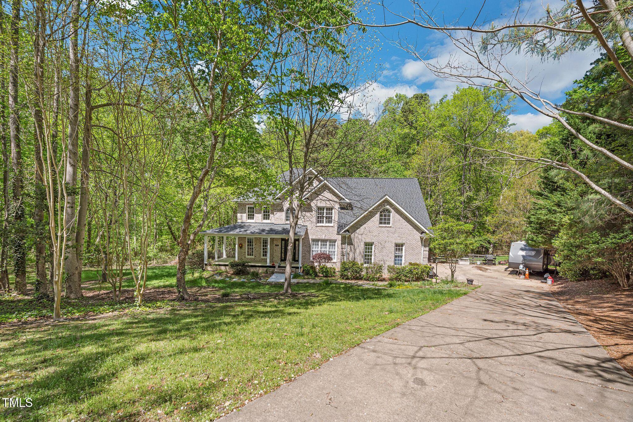 1900 High Oaks Lane