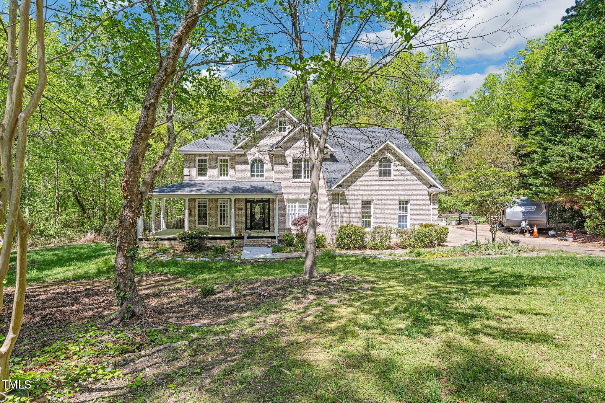 1900 High Oaks Lane