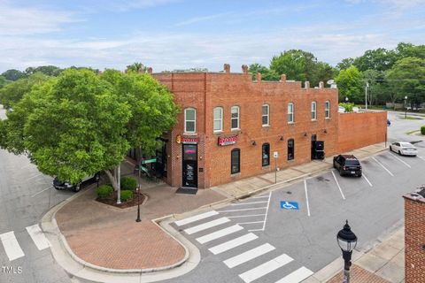 Townhouse in Fuquay Varina NC 901 Trestleview Street 42.jpg