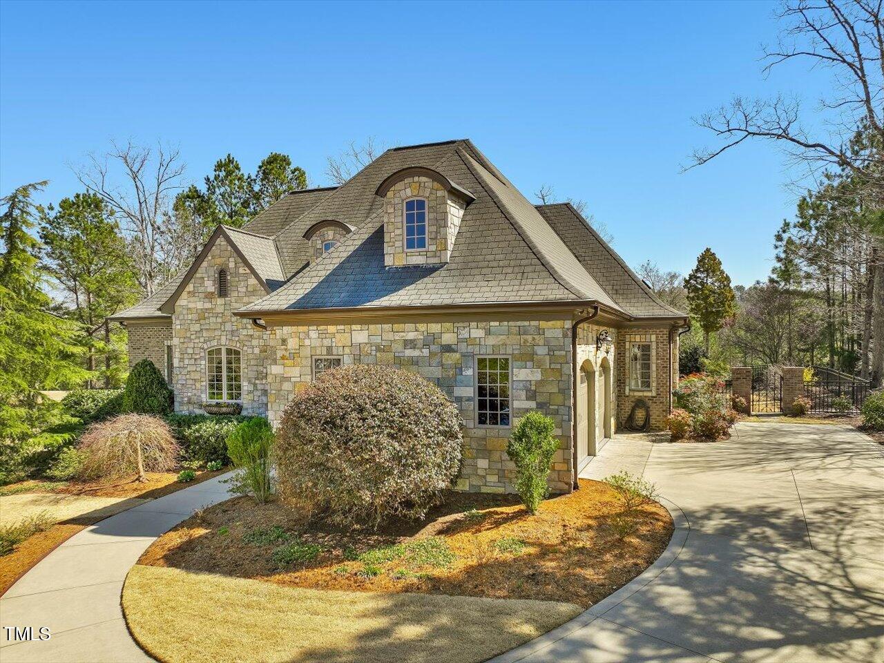 601 Golfers View