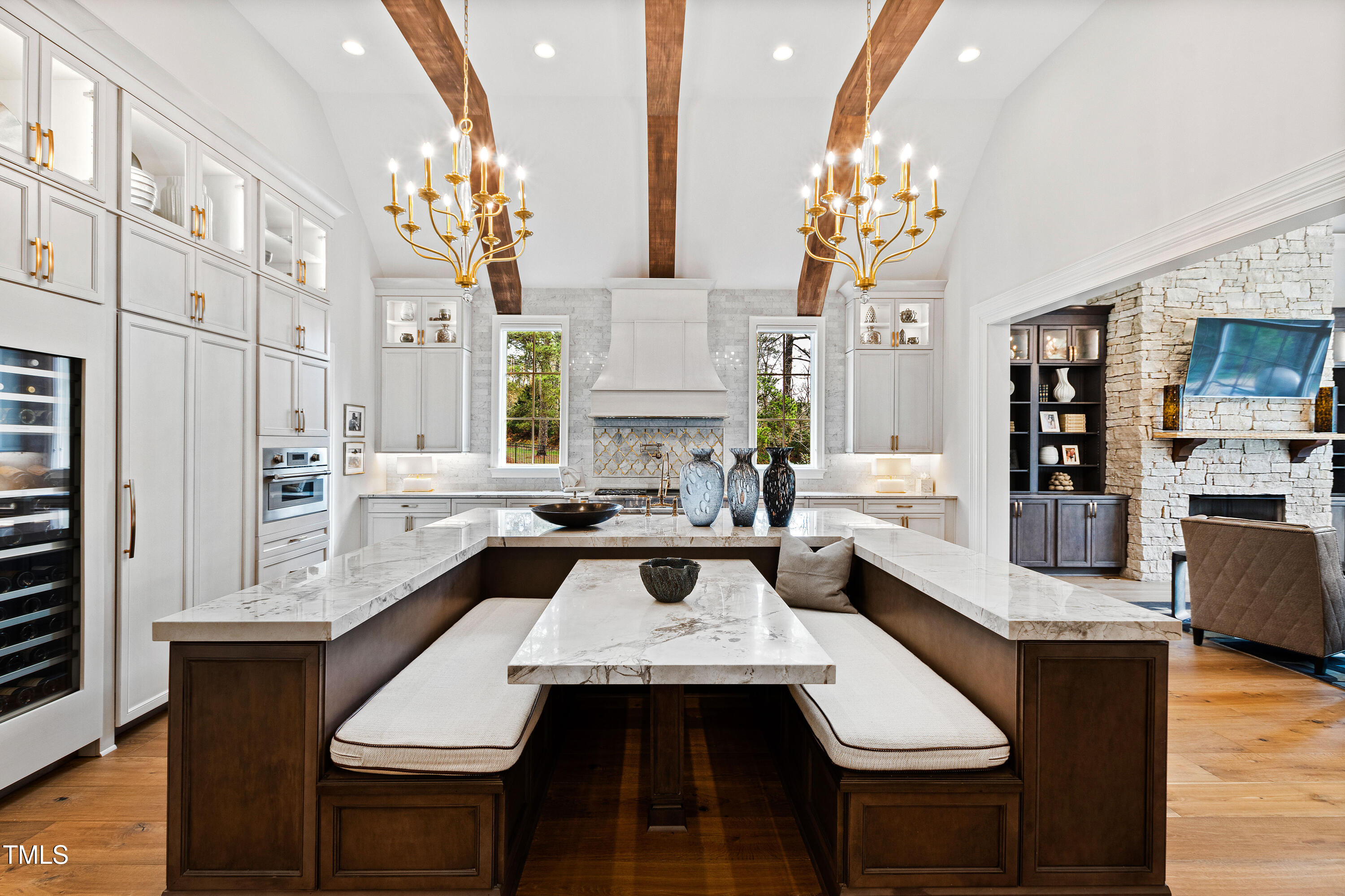 1601 Estate Valley Lane