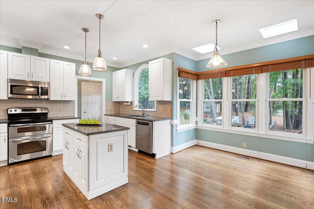 Cary, North Carolina 27518, United States, 4 Bedrooms Bedrooms, ,3 BathroomsBathrooms,Residential,Active,220769