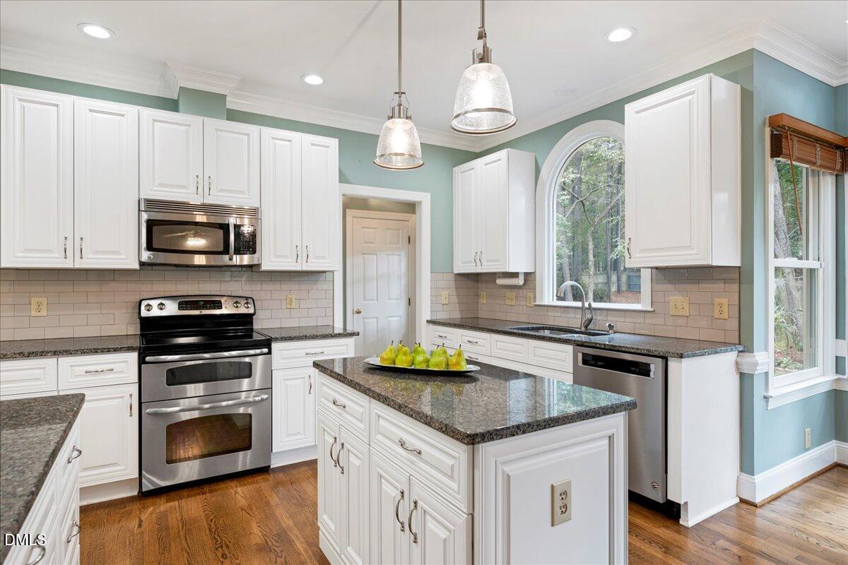 Cary, North Carolina 27518, United States, 4 Bedrooms Bedrooms, ,3 BathroomsBathrooms,Residential,Active,220769