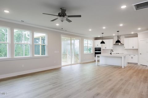 266 Golfview Avenue Benson NC 27504