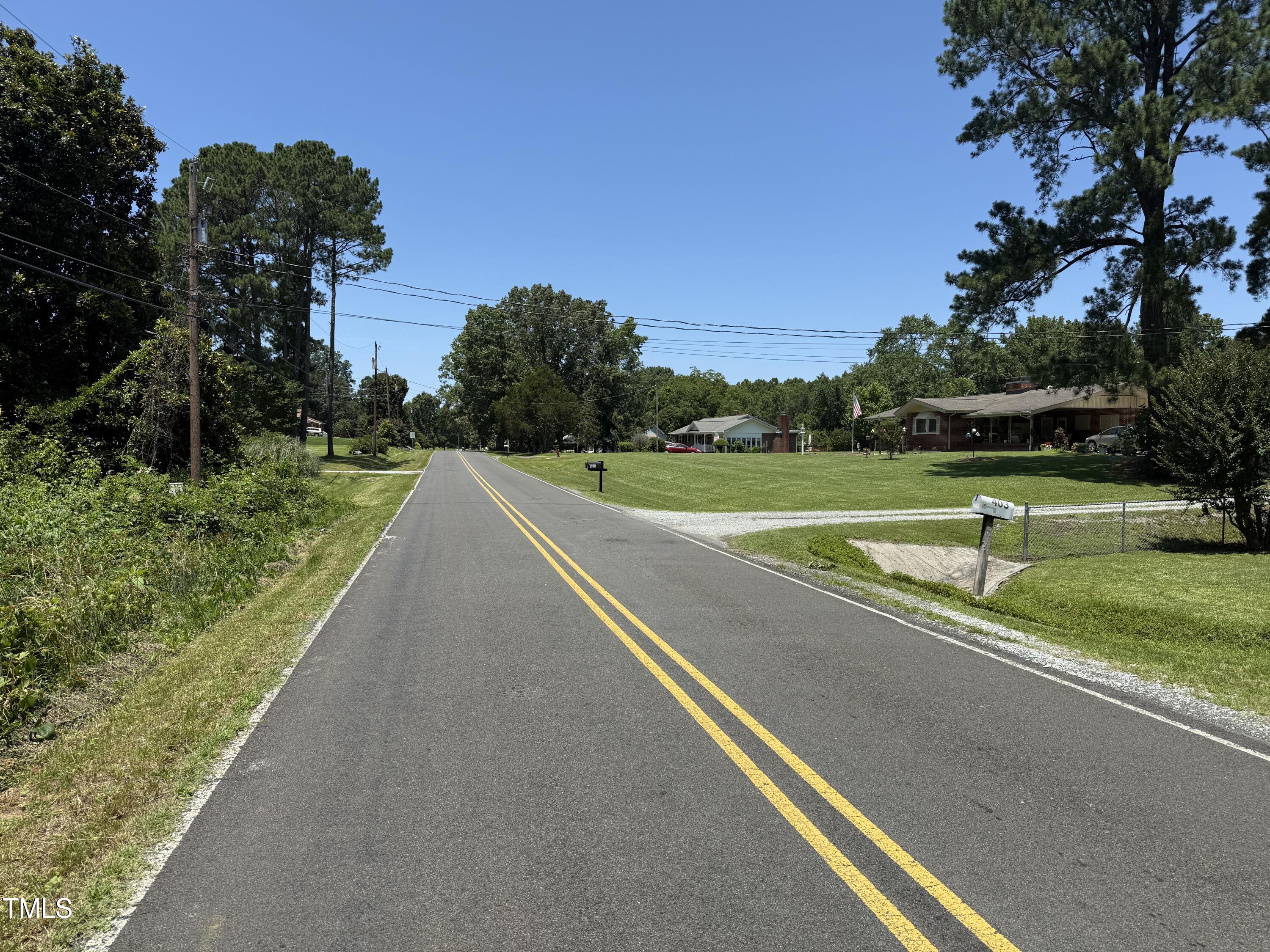 406 Robbins Road