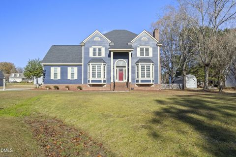 104 Goldleaf Court Angier NC 27501